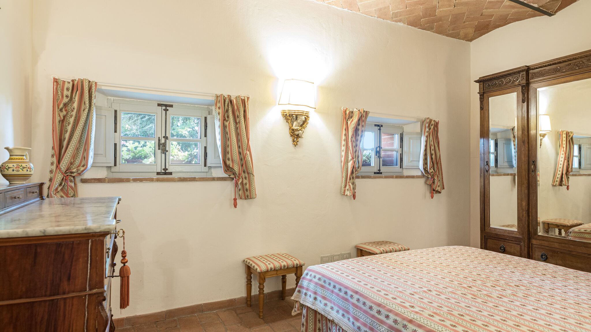 Italianway Monte San Savino ANTICA VILLA MERELLI 24