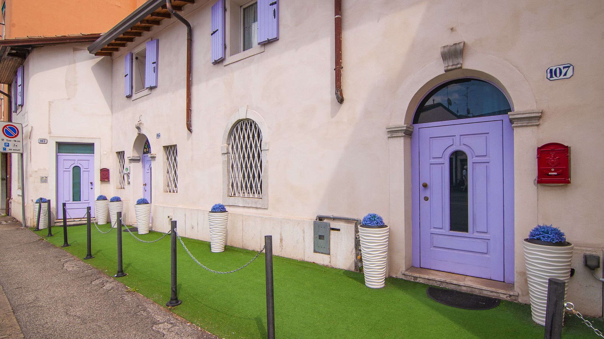 Italianway Verona Kedimore - Red Apartment
