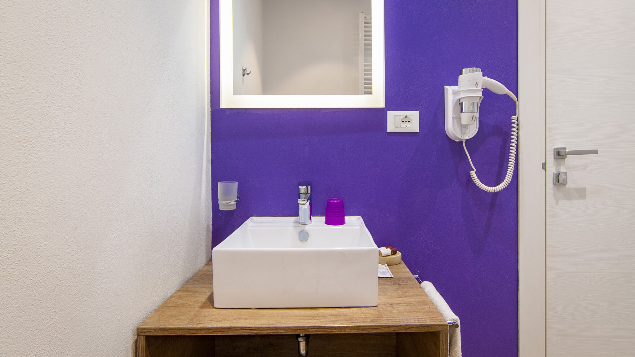 Italianway Verona Kedimore - Violet Room