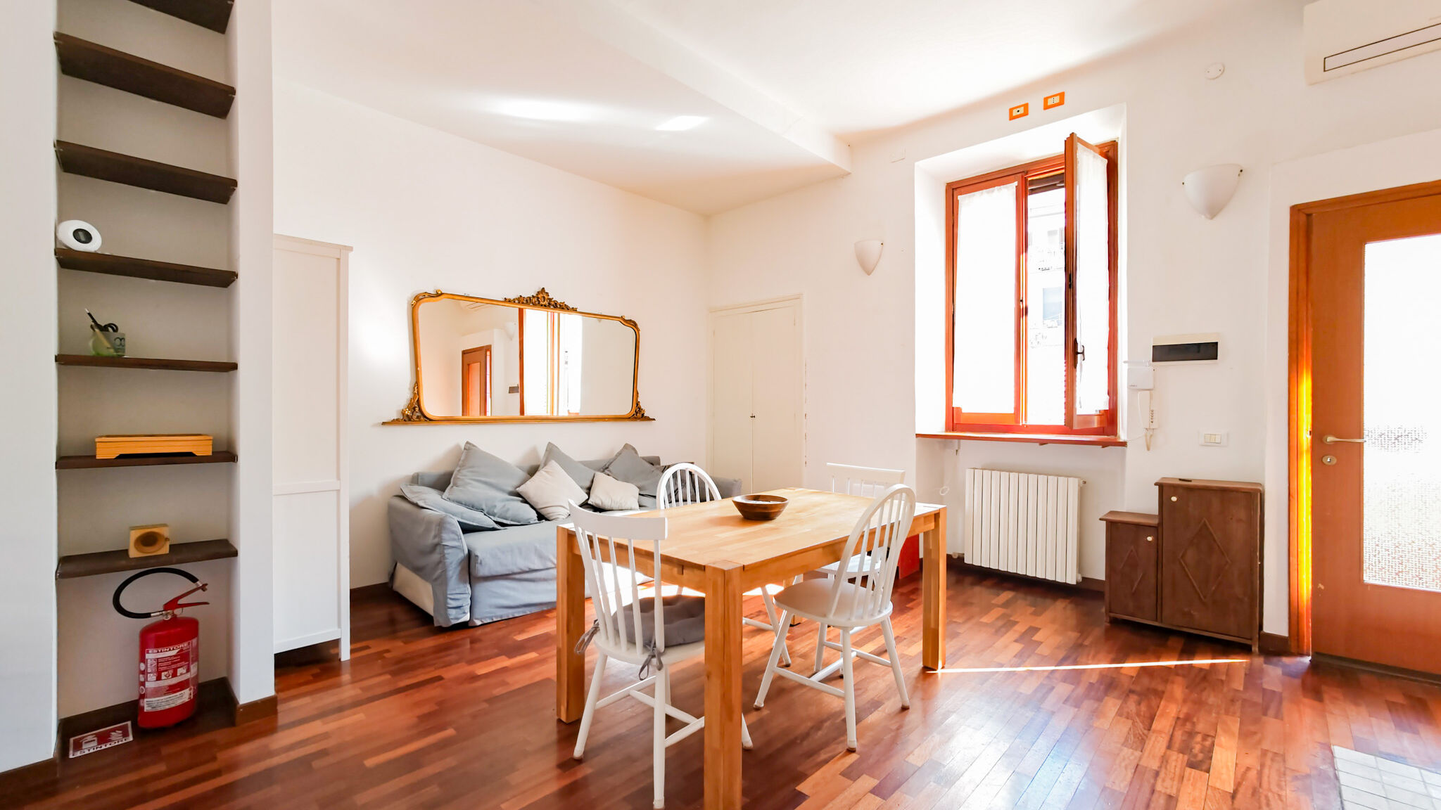 Italianway Milano SANGOTTARDO15 Live the Navigli by Hospity