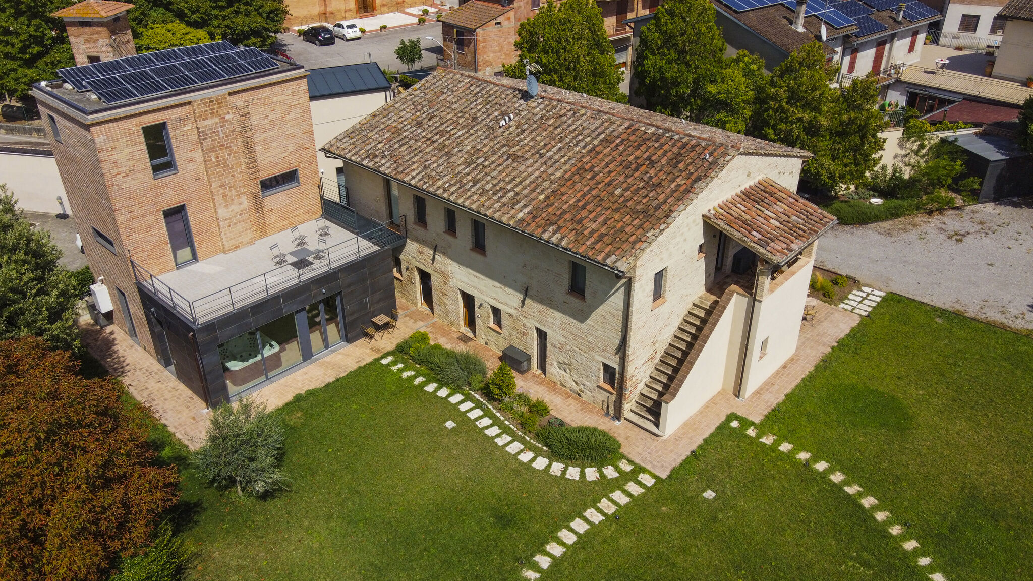 Italianway Deruta Agriturismo Borgo Re - Intero Casale