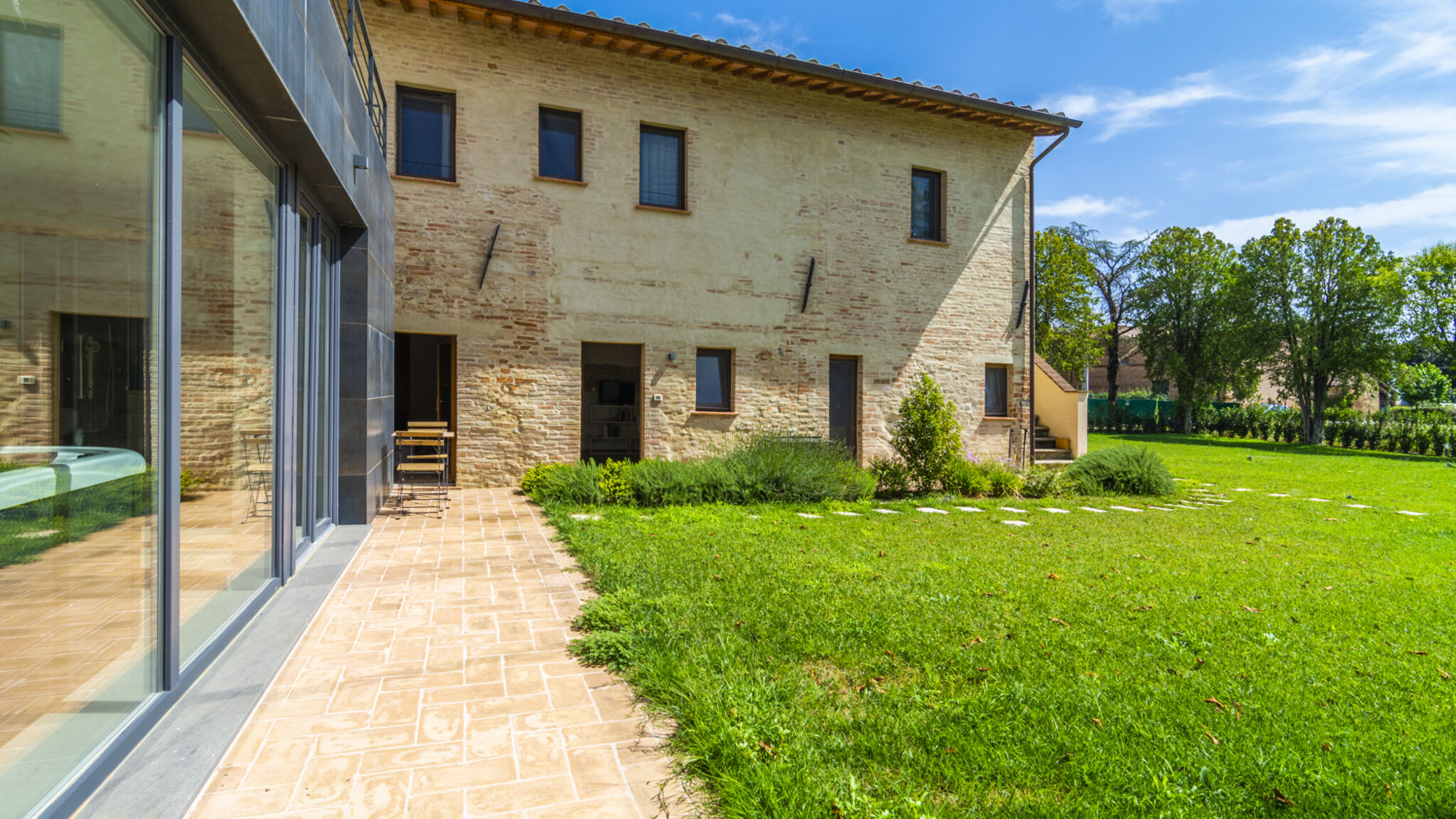 Italianway Deruta Agriturismo Borgo Re - Intero Casale