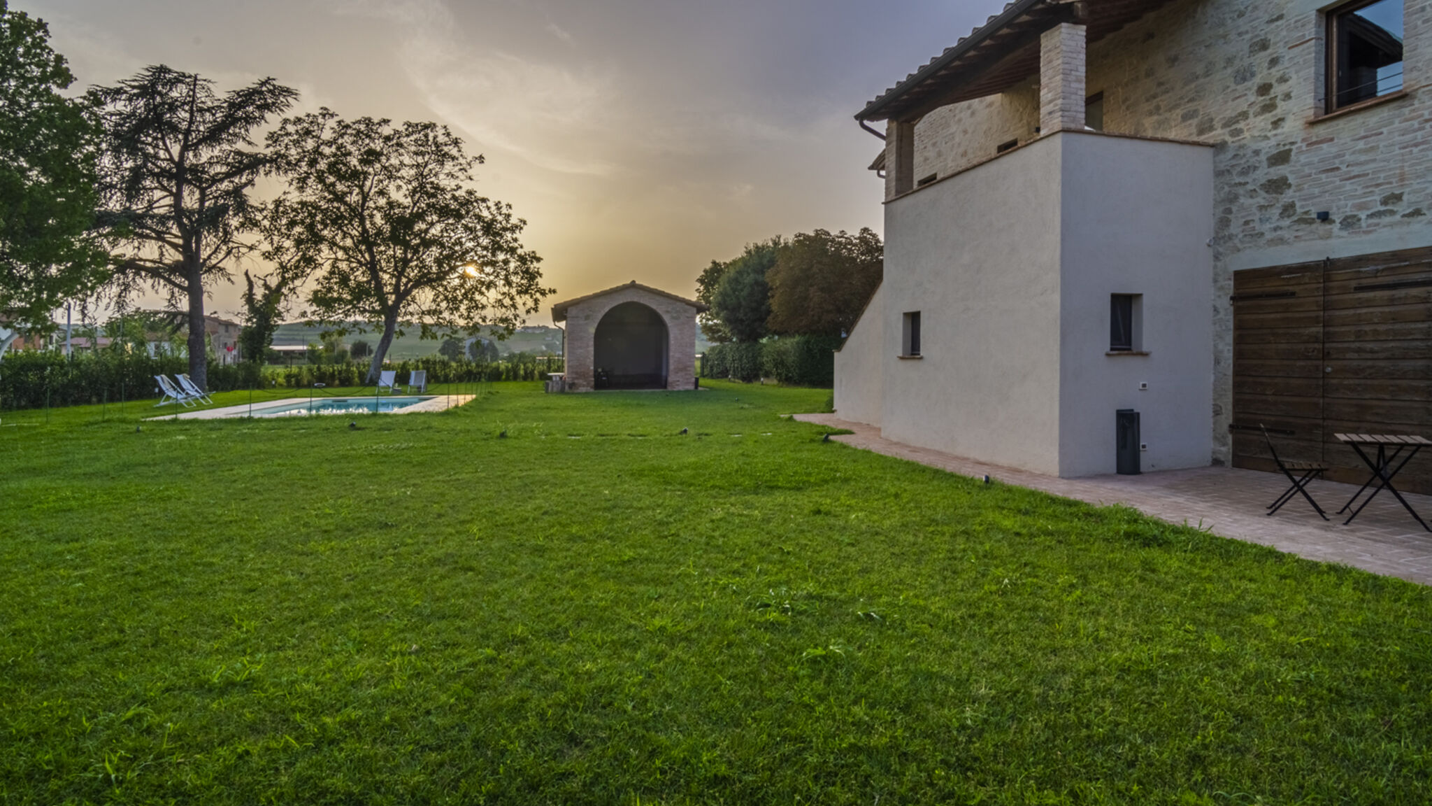 Italianway Deruta Agriturismo Borgo Re - Intero Casale
