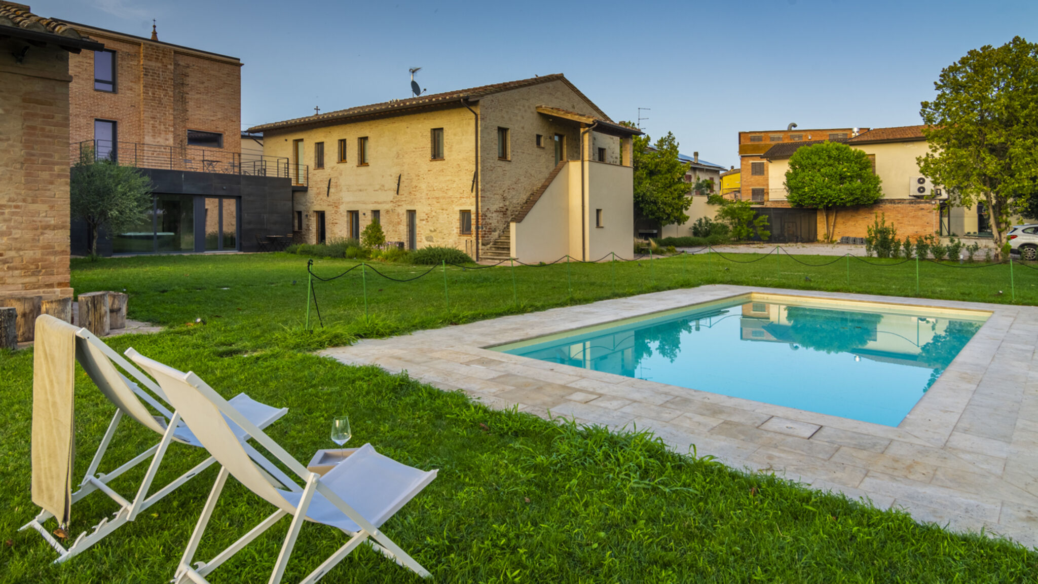 Italianway Deruta Agriturismo Borgo Re - Intero Casale