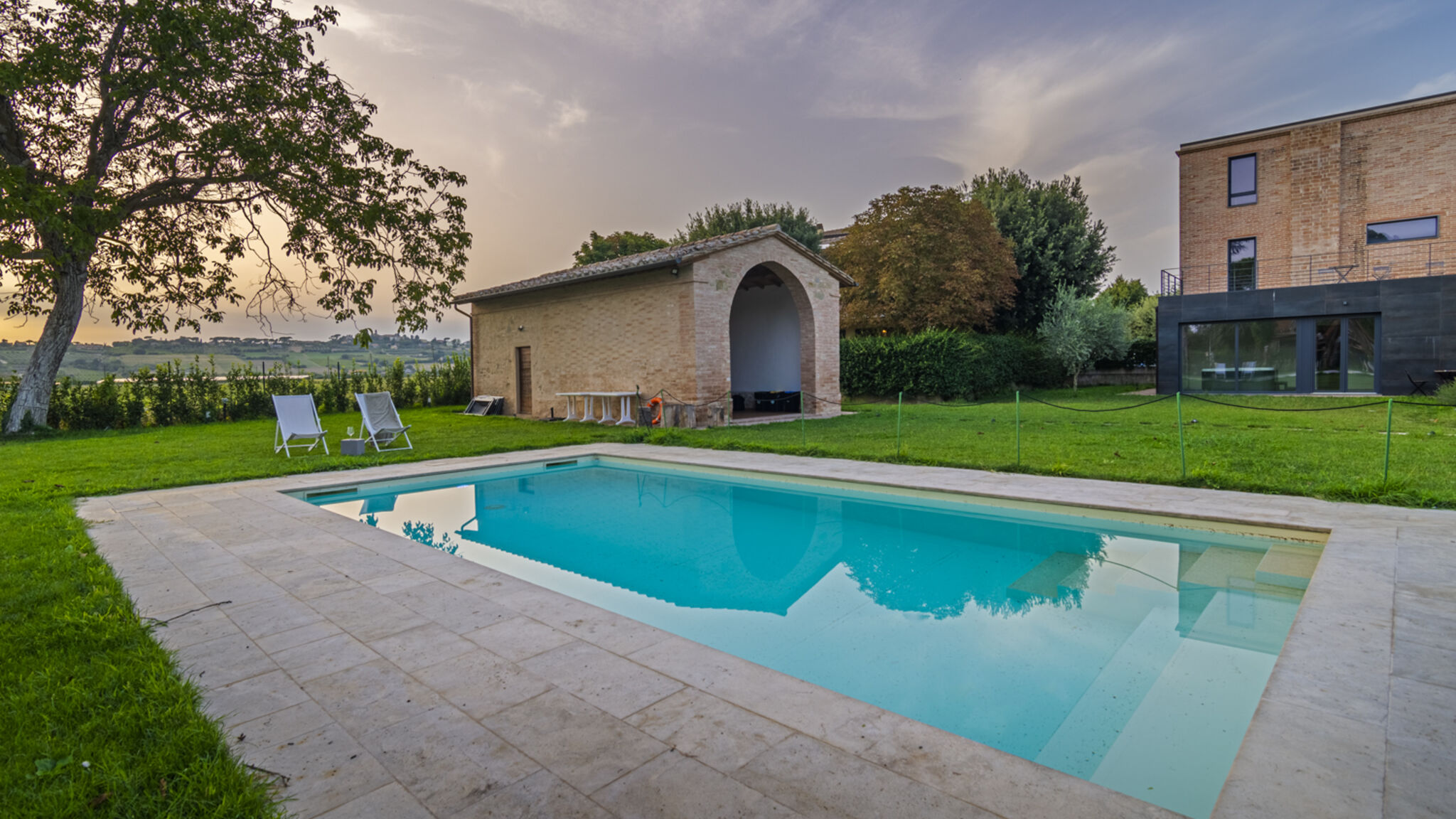 Italianway Deruta Agriturismo Borgo Re - Intero Casale