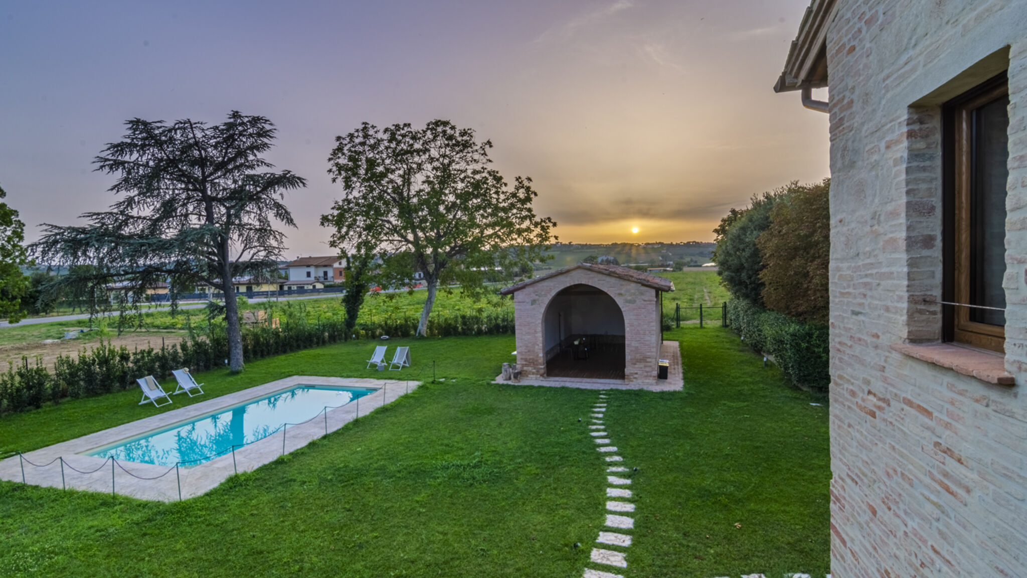 Italianway Deruta Agriturismo Borgo Re - Intero Casale