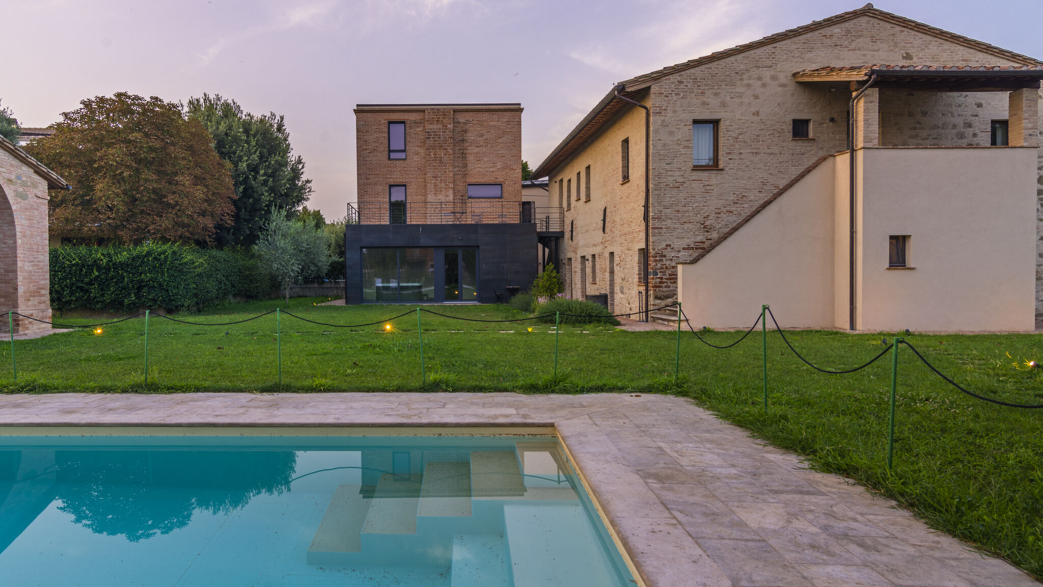 Italianway Deruta Agriturismo Borgo Re - Intero Casale