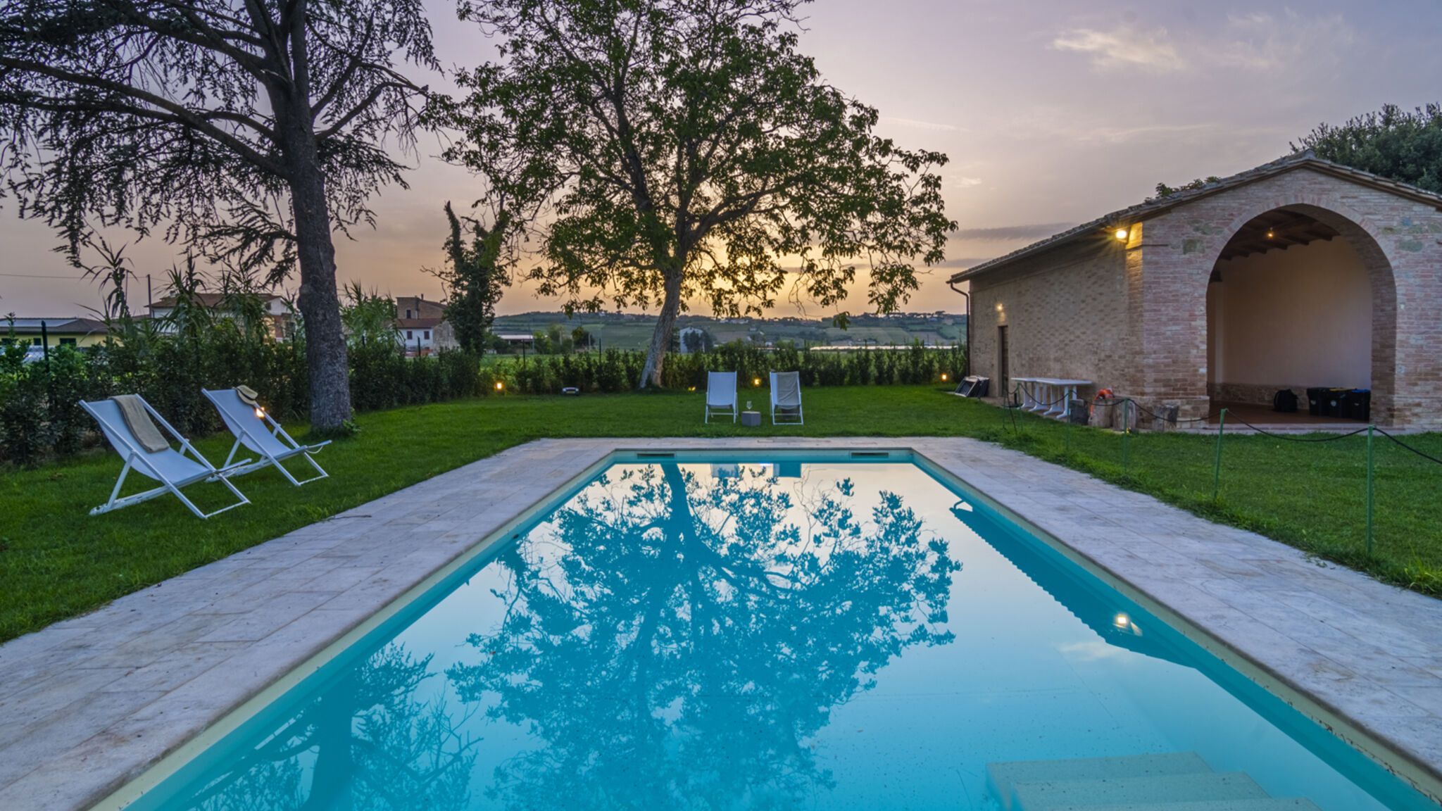 Italianway Deruta Agriturismo Borgo Re - Intero Casale