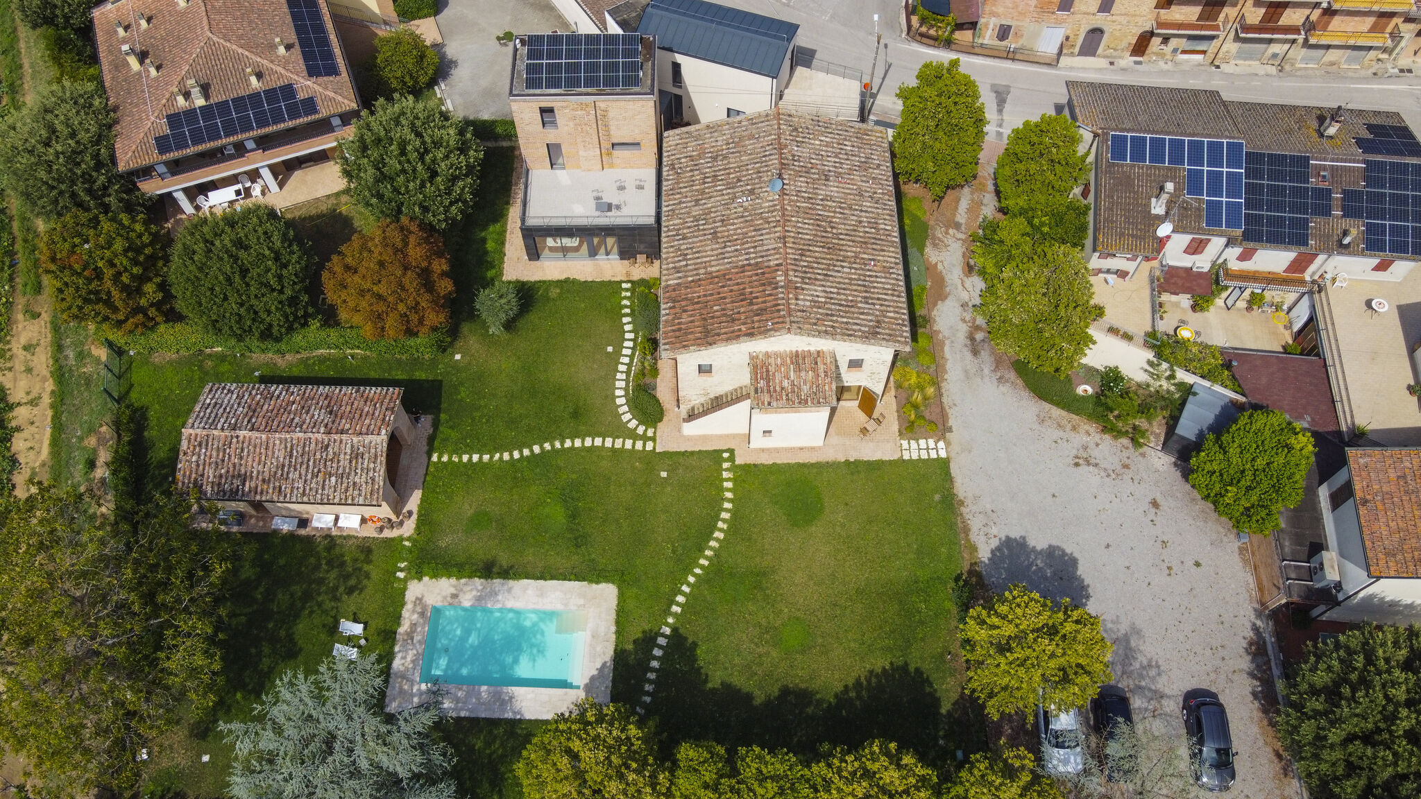 Italianway Deruta Agriturismo Borgo Re - Re Di Quadri