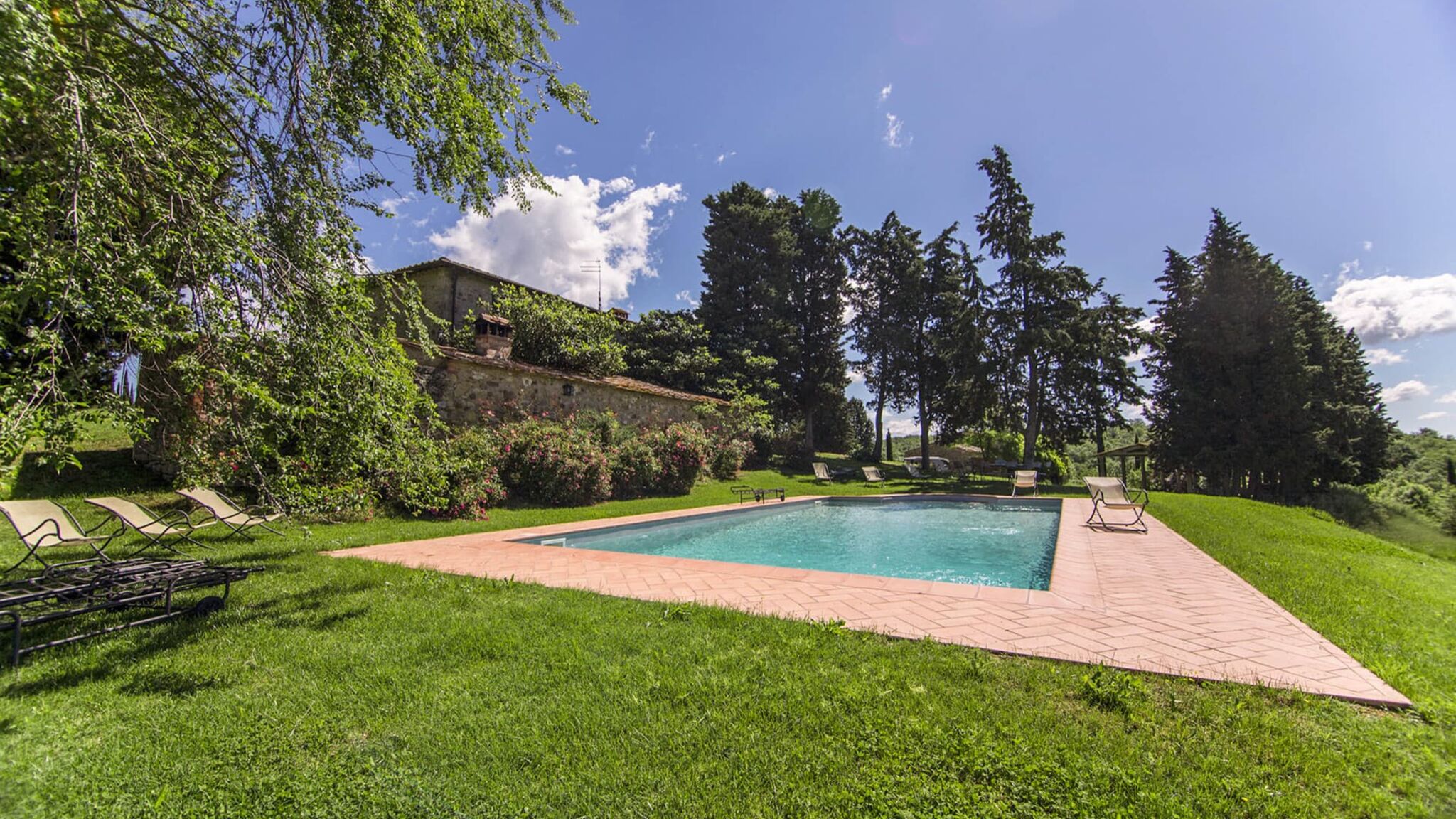 Italianway Castellina in Chianti Retreat in Chianti: Bacco-Spa & Vineyard 