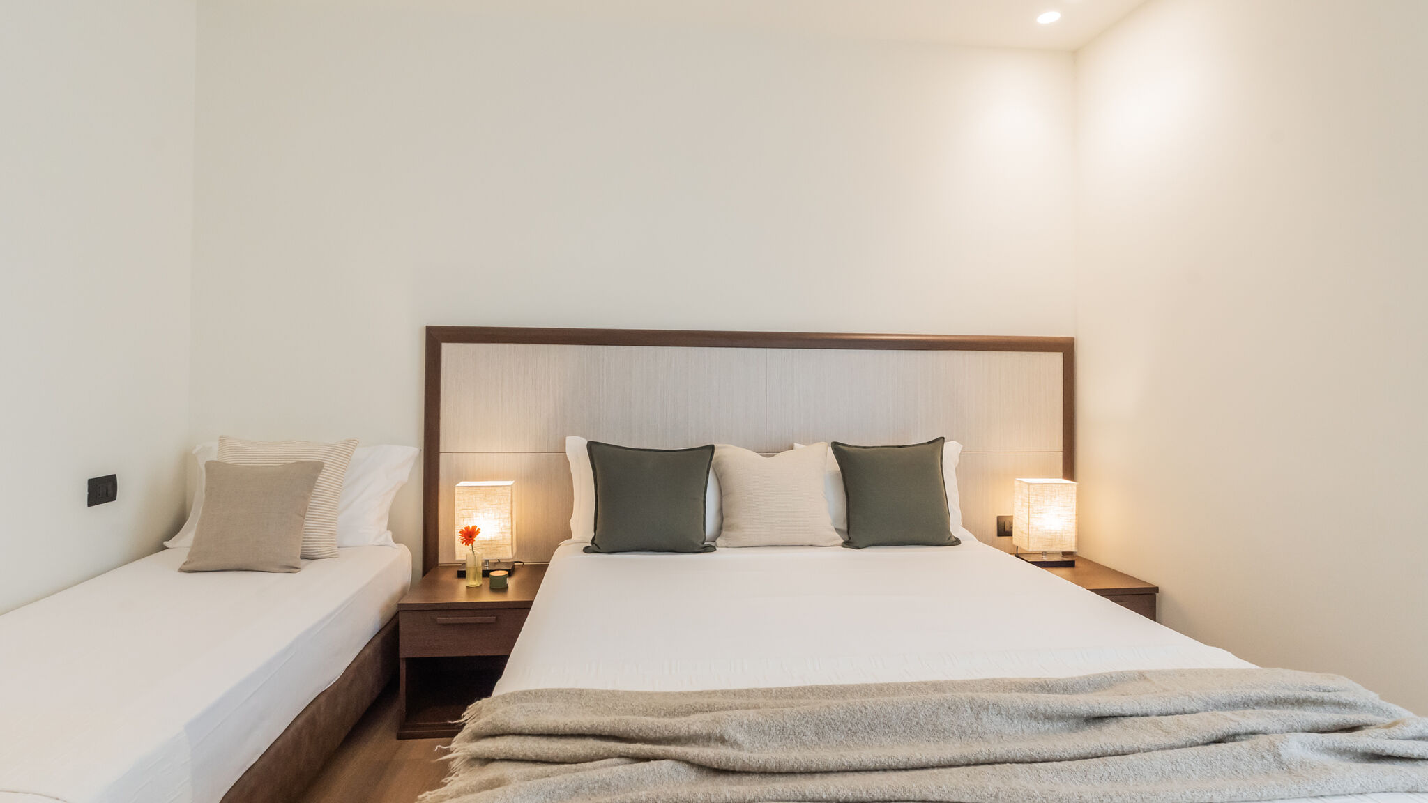 Italianway Como Close To Everything 2 by Rent All Como