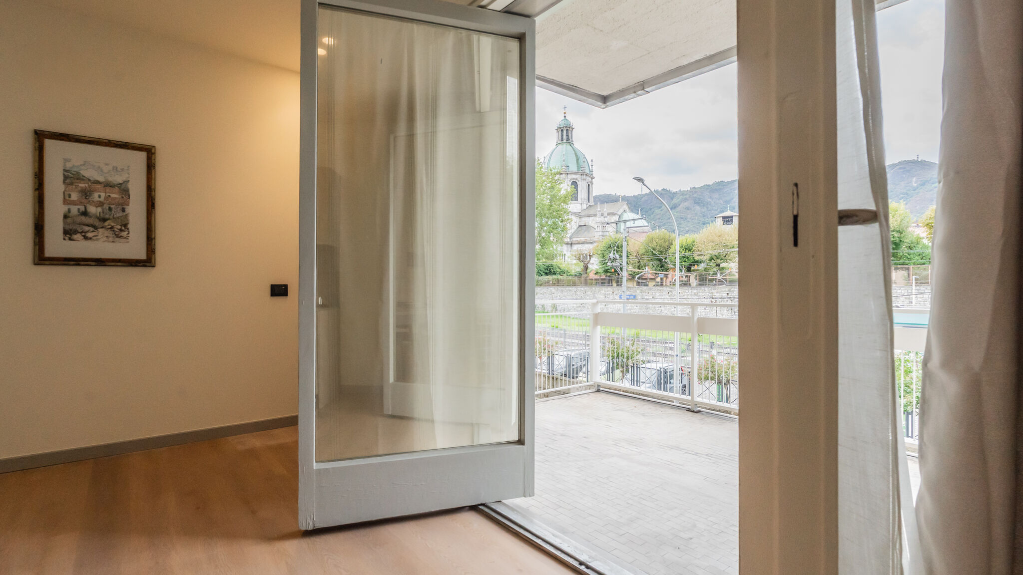 Italianway Como Close To Everything 2 by Rent All Como
