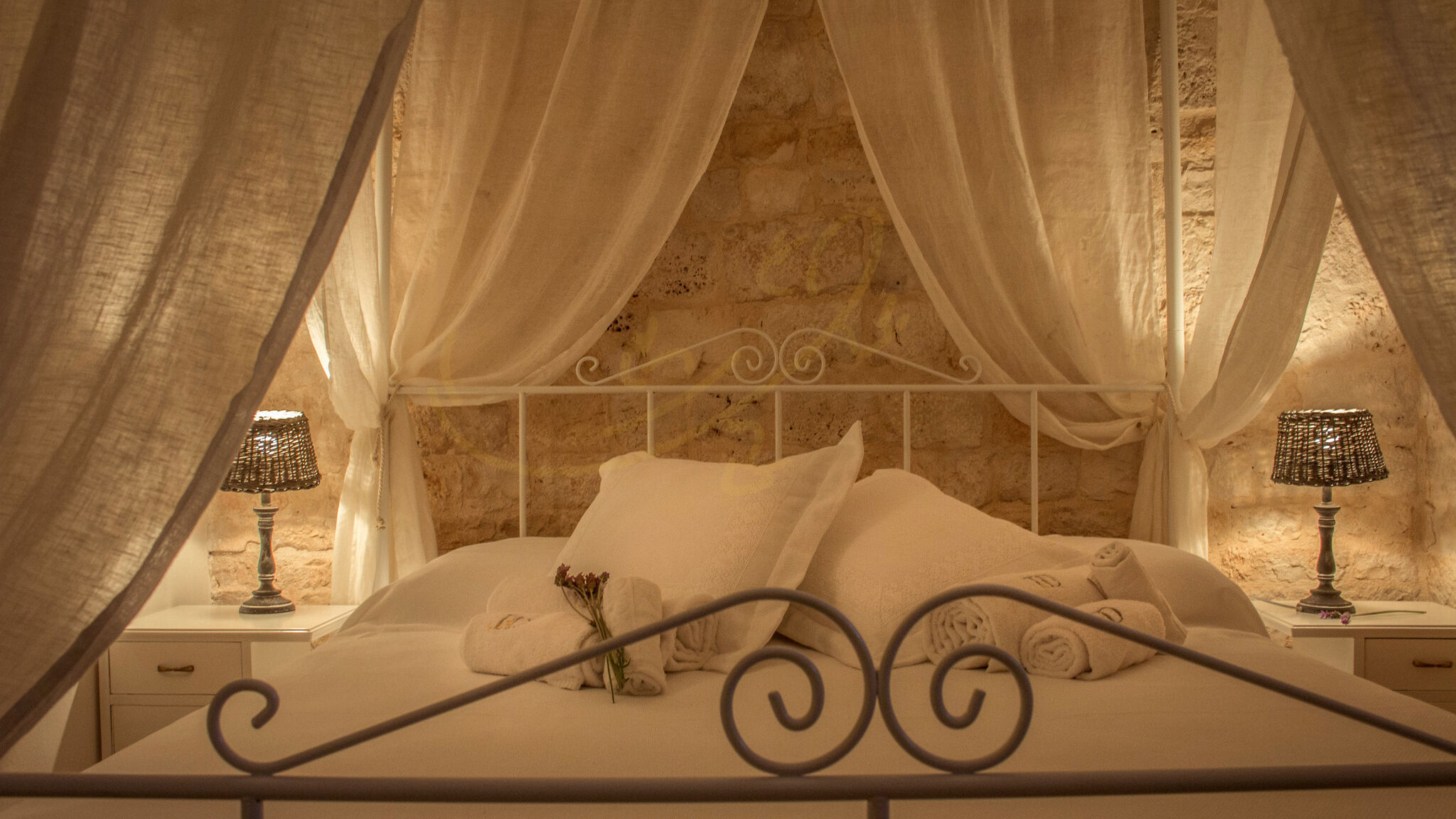Italianway Monopoli TD Casale Terranova Stone Farmhouse with Pool