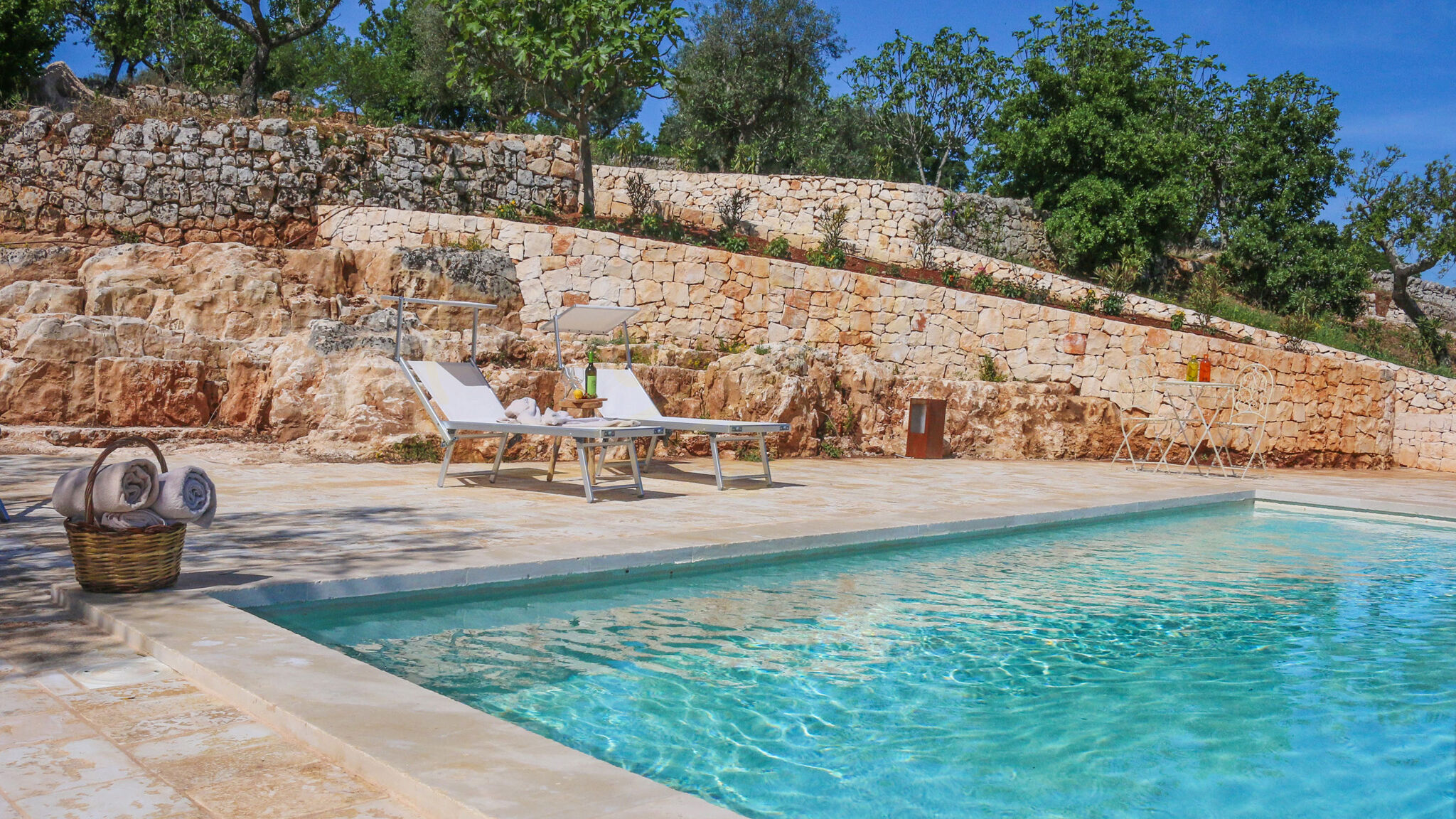 Italianway Monopoli TD Casale Terranova Stone Farmhouse with Pool