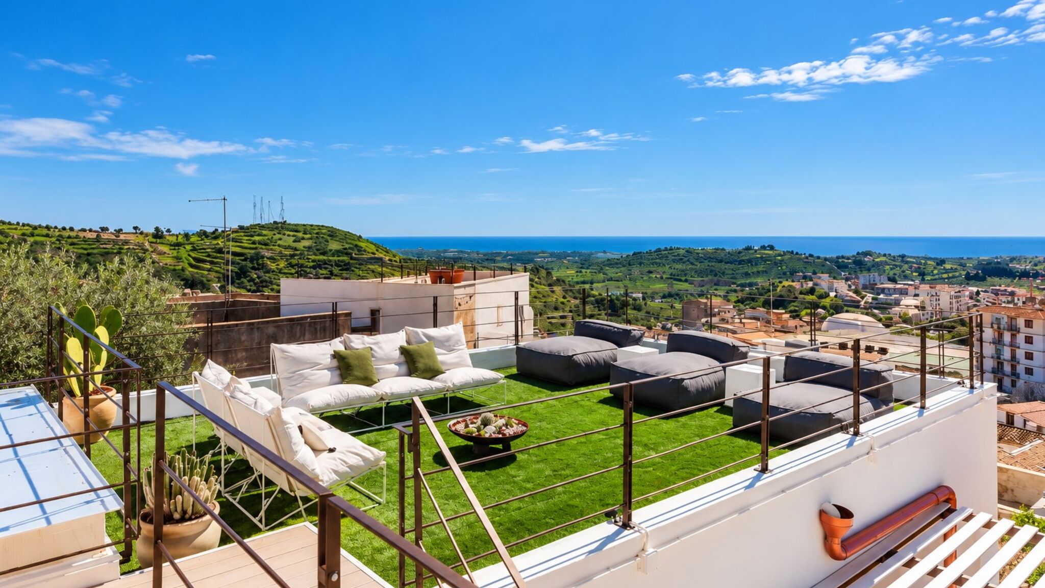 Italianway Noto MiCasa Jacuzzi & Rooftop SicilyMyHome