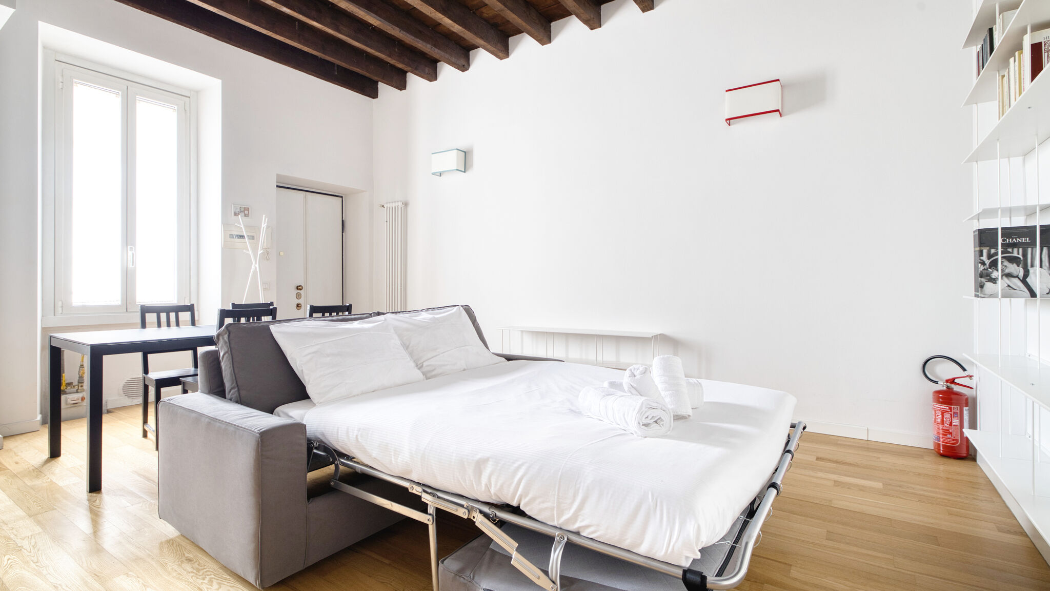 Italianway Milano Porta Venezia | Bright & Quiet Milanese Home