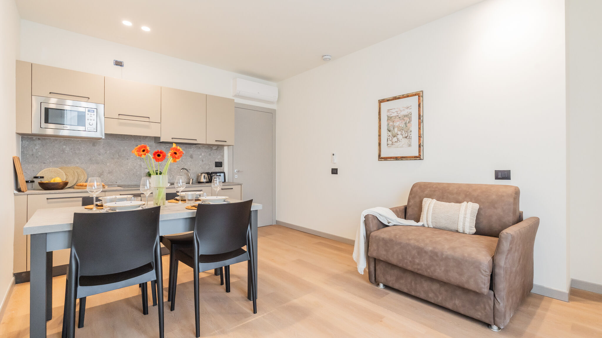 Italianway Como Close To Everything 3 by Rent All Como