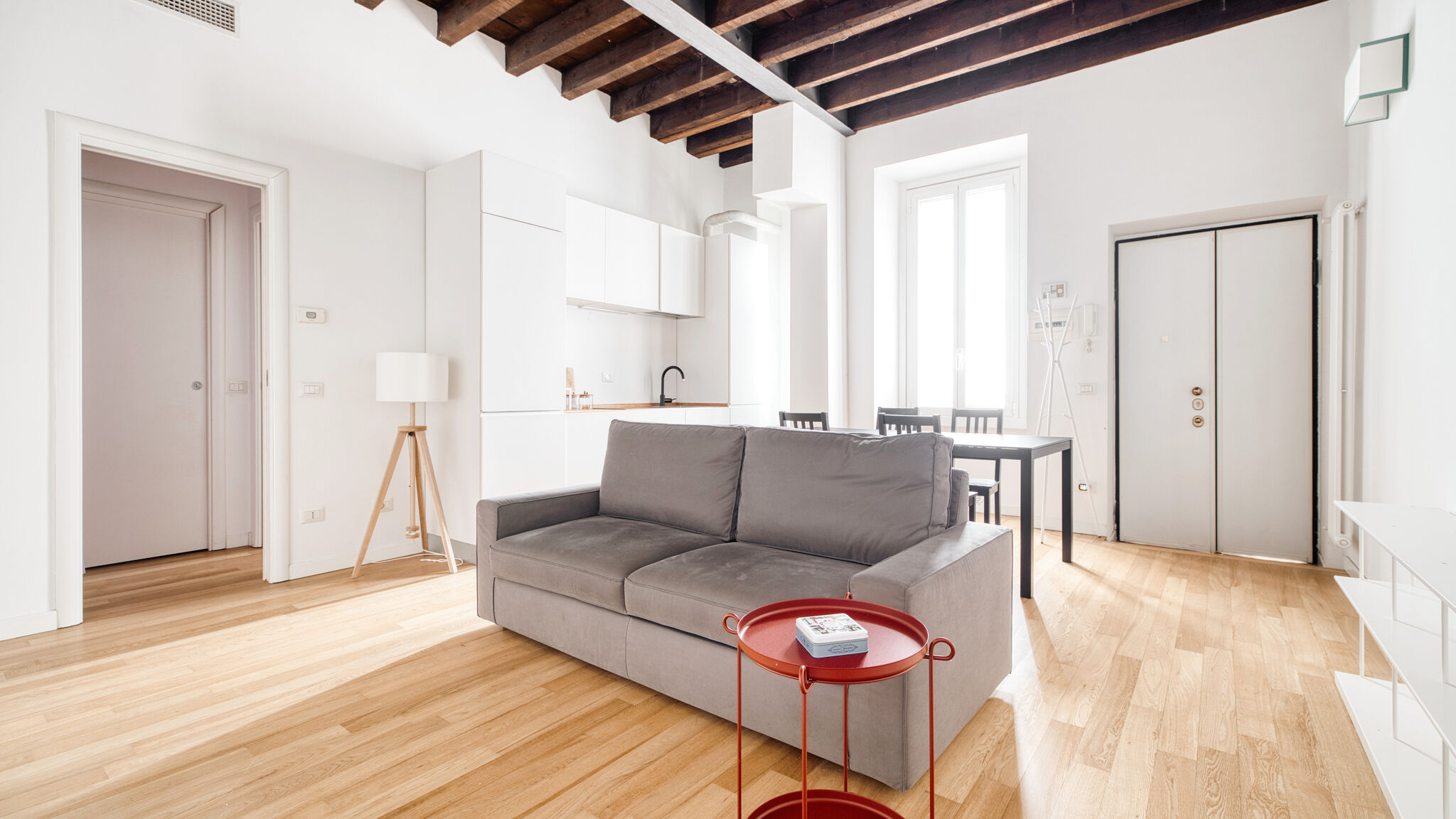 Italianway Milano Porta Venezia | Bright & Quiet Milanese Home