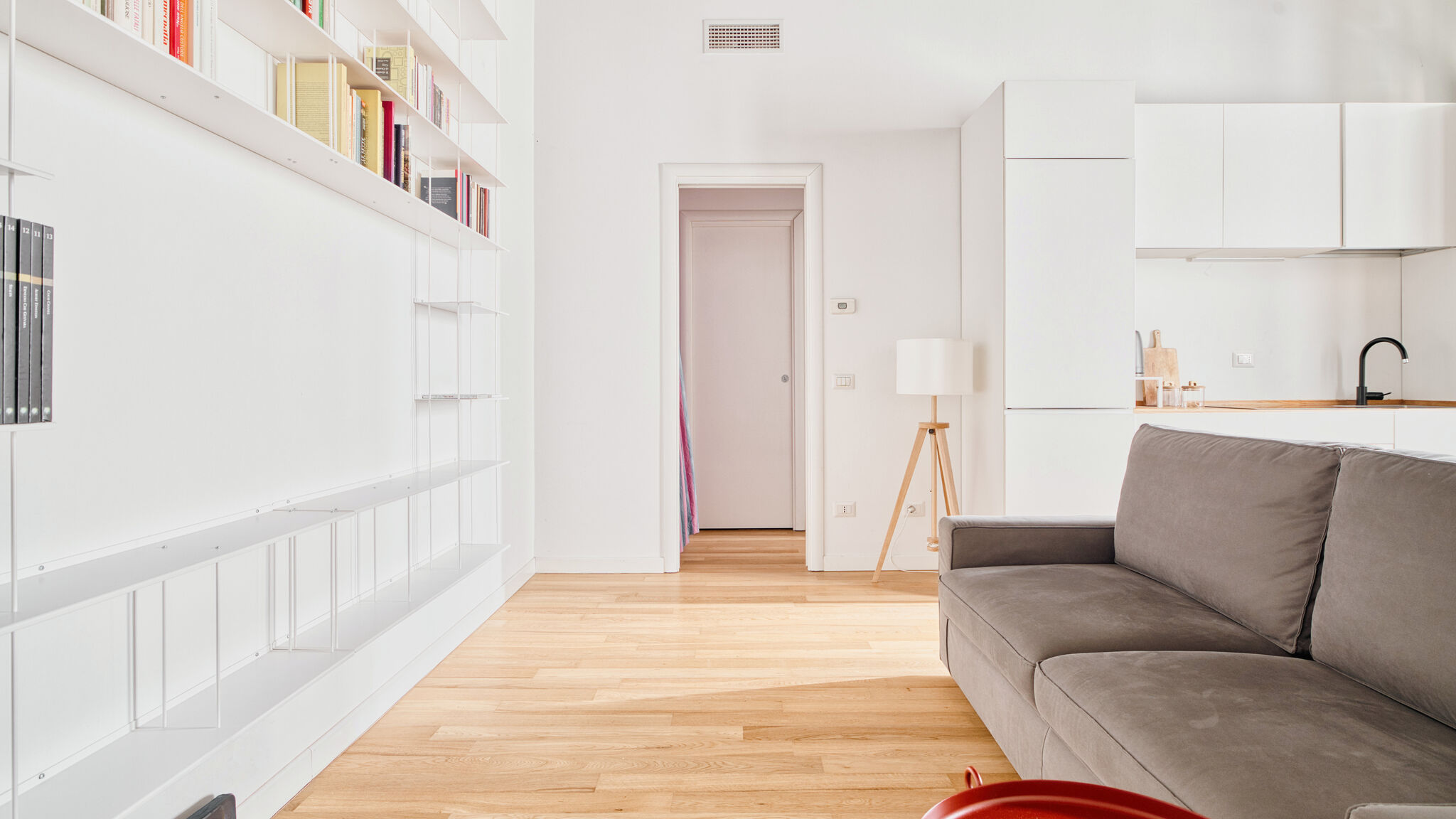 Italianway Milano Porta Venezia | Bright & Quiet Milanese Home