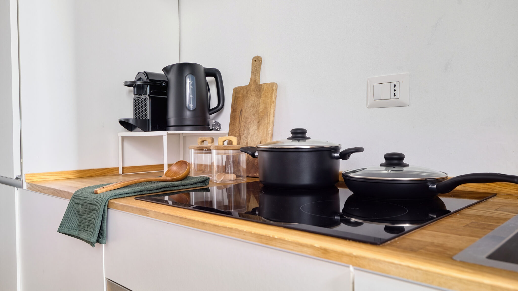 Italianway Milano Porta Venezia | Bright & Quiet Milanese Home