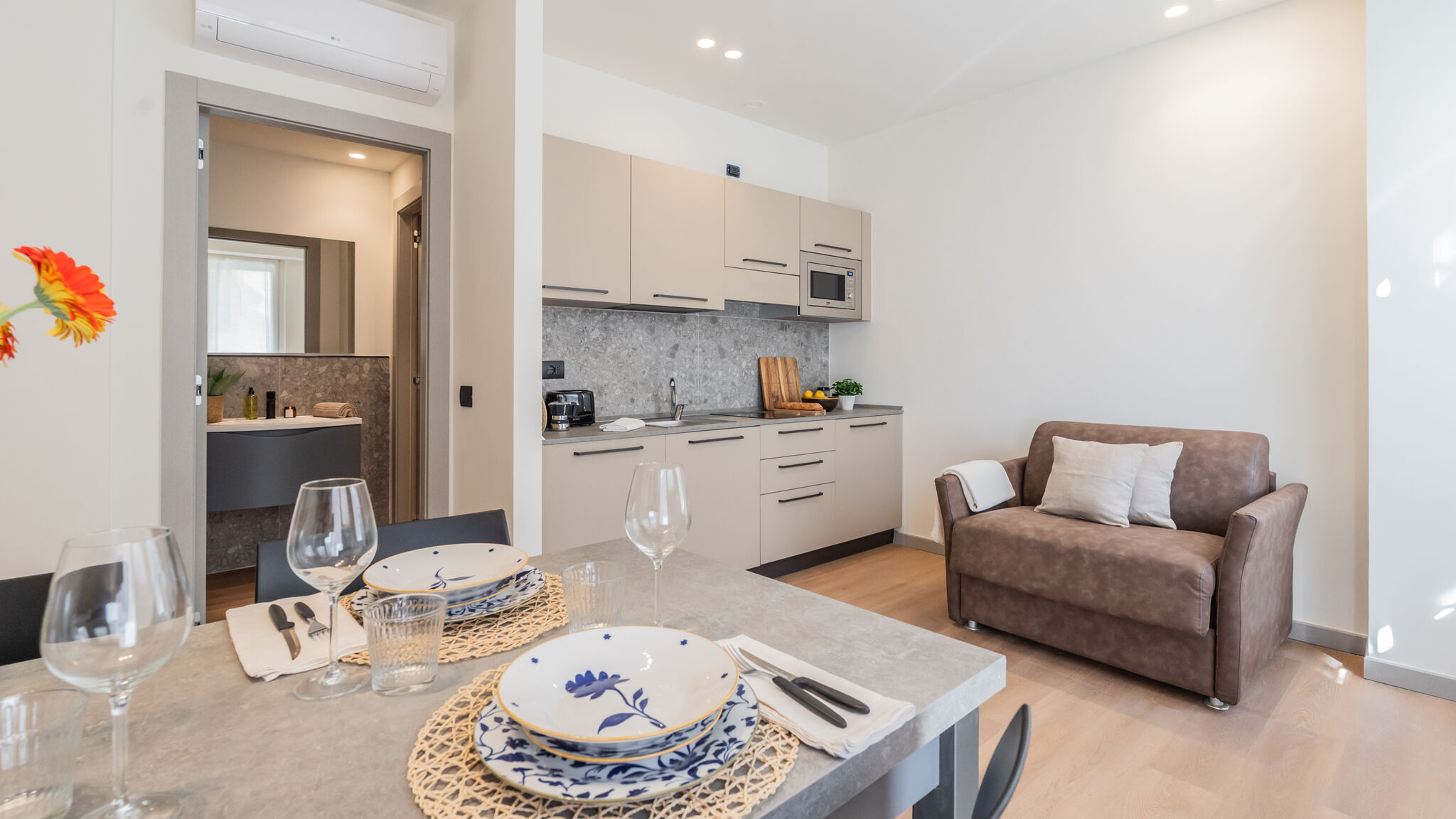 Italianway Como Close to Everything 1 by Rent All Como