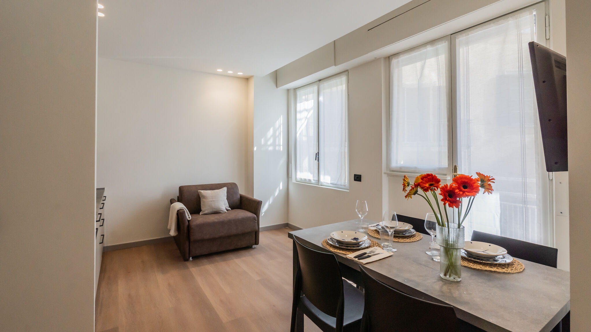 Italianway Como Close to Everything 1 by Rent All Como