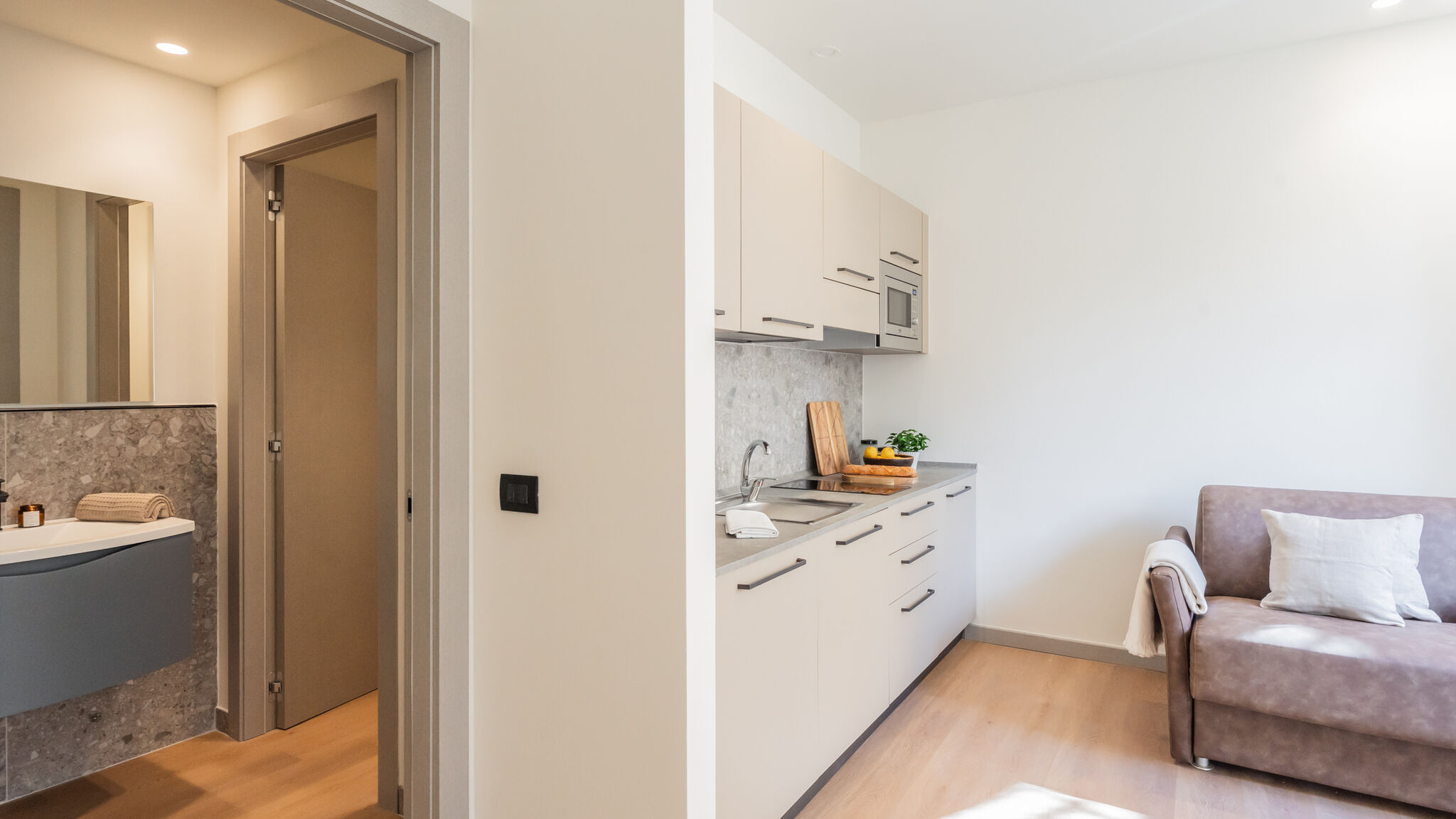 Italianway Como Close to Everything 1 by Rent All Como
