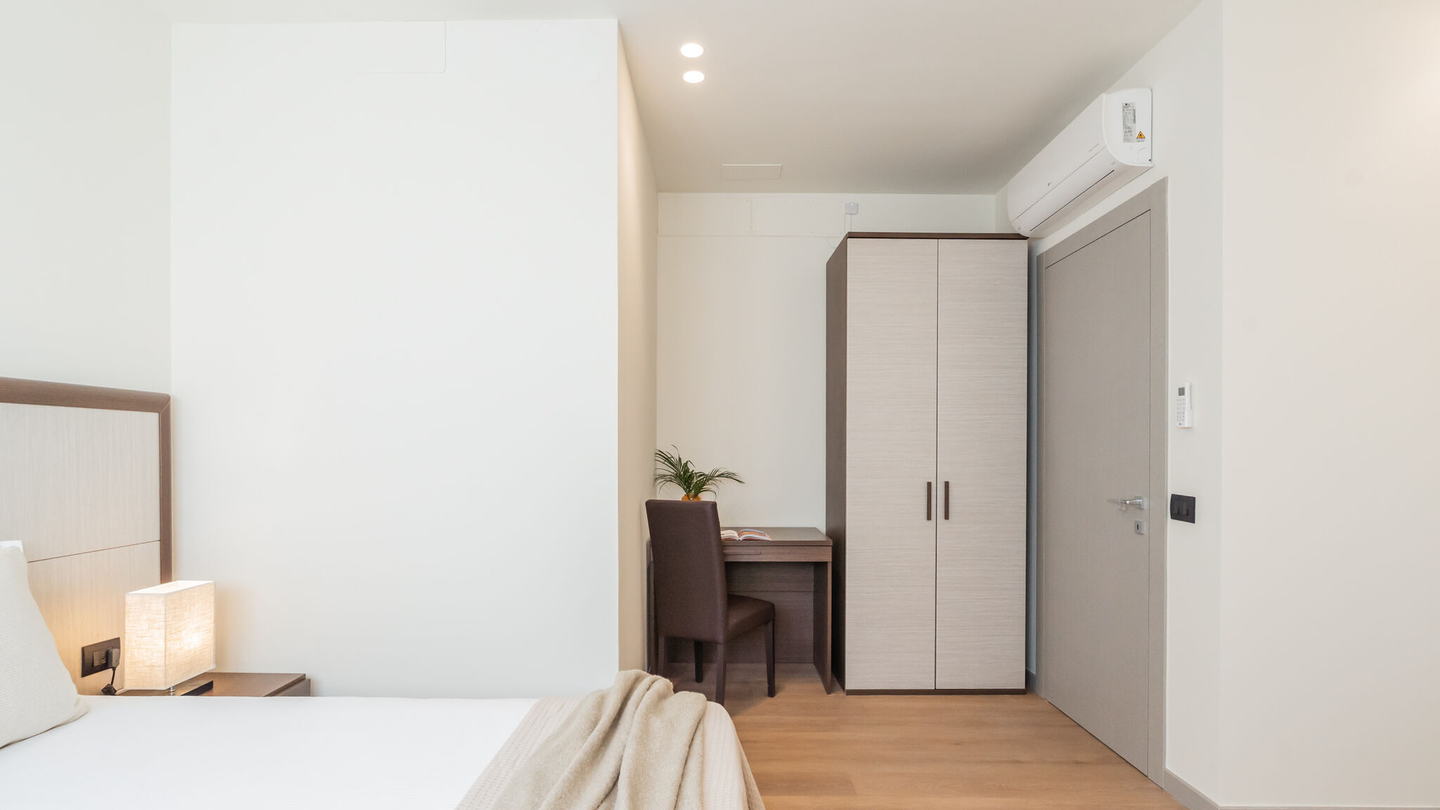 Italianway Como Close to Everything 1 by Rent All Como