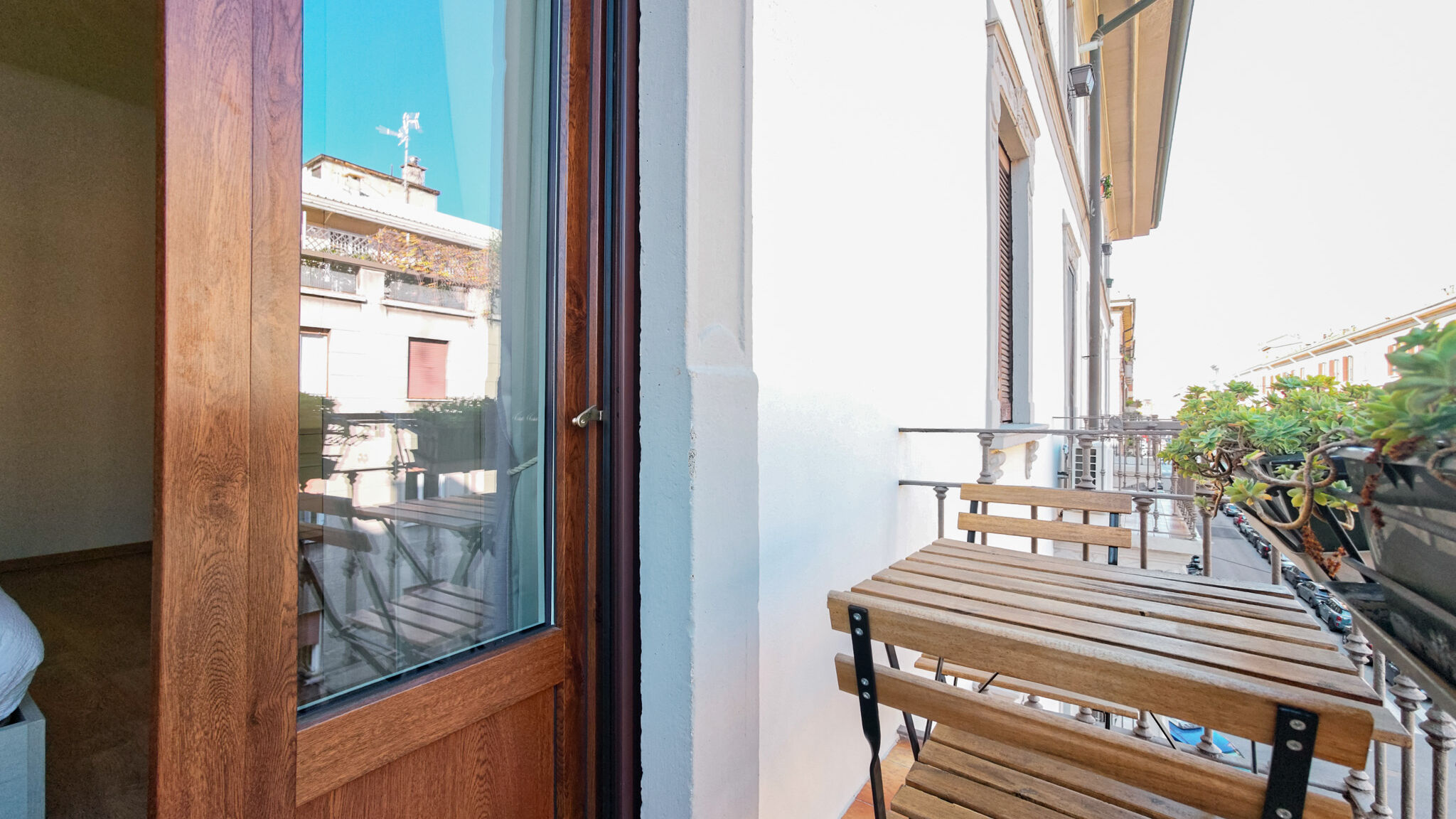 Italianway Milano Guicciardini10 Elegant Milan Living by Hospity