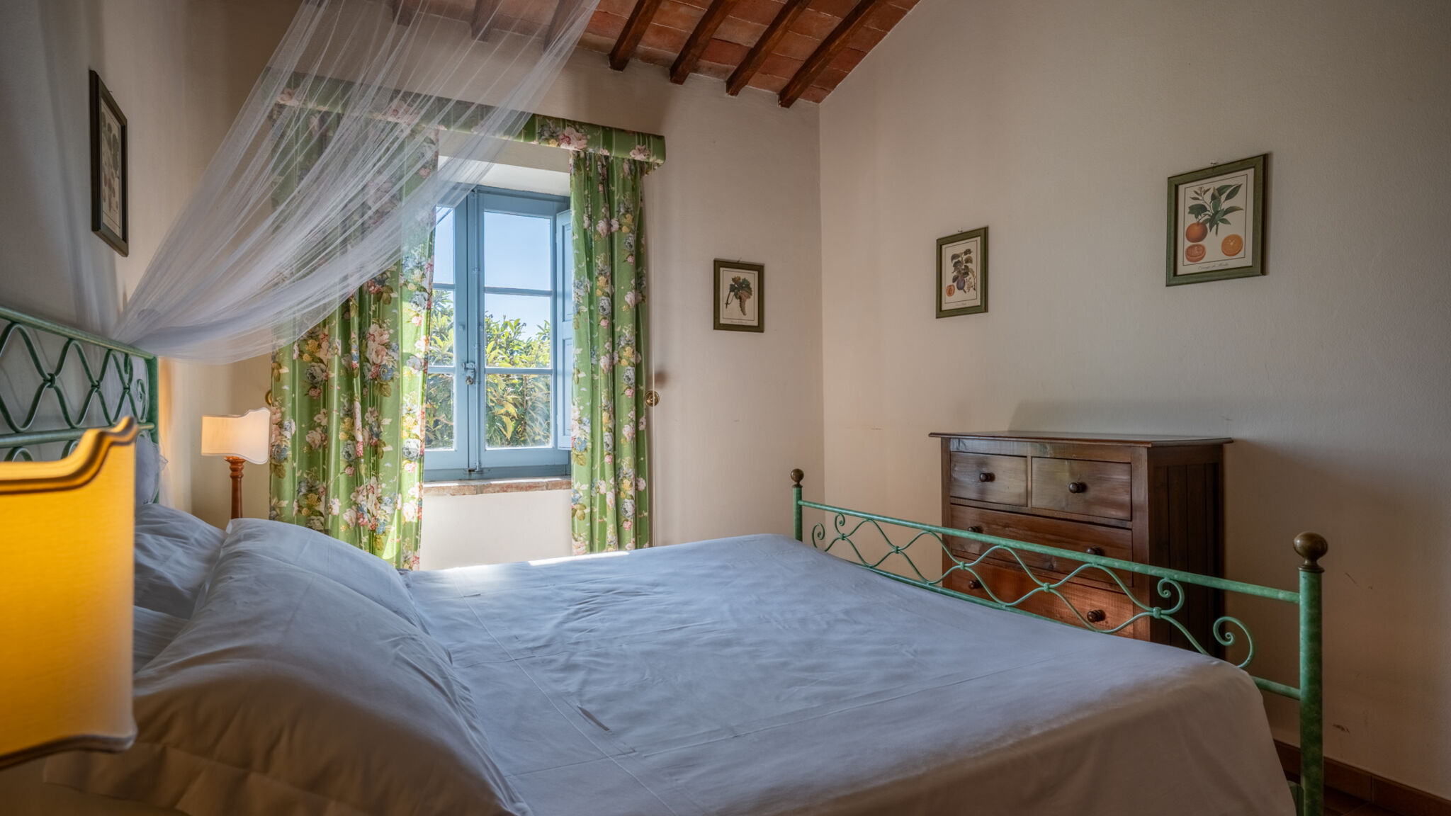 Italianway Castellina in Chianti Retreat in Chianti: Dioniso-Spa & Vineyard
