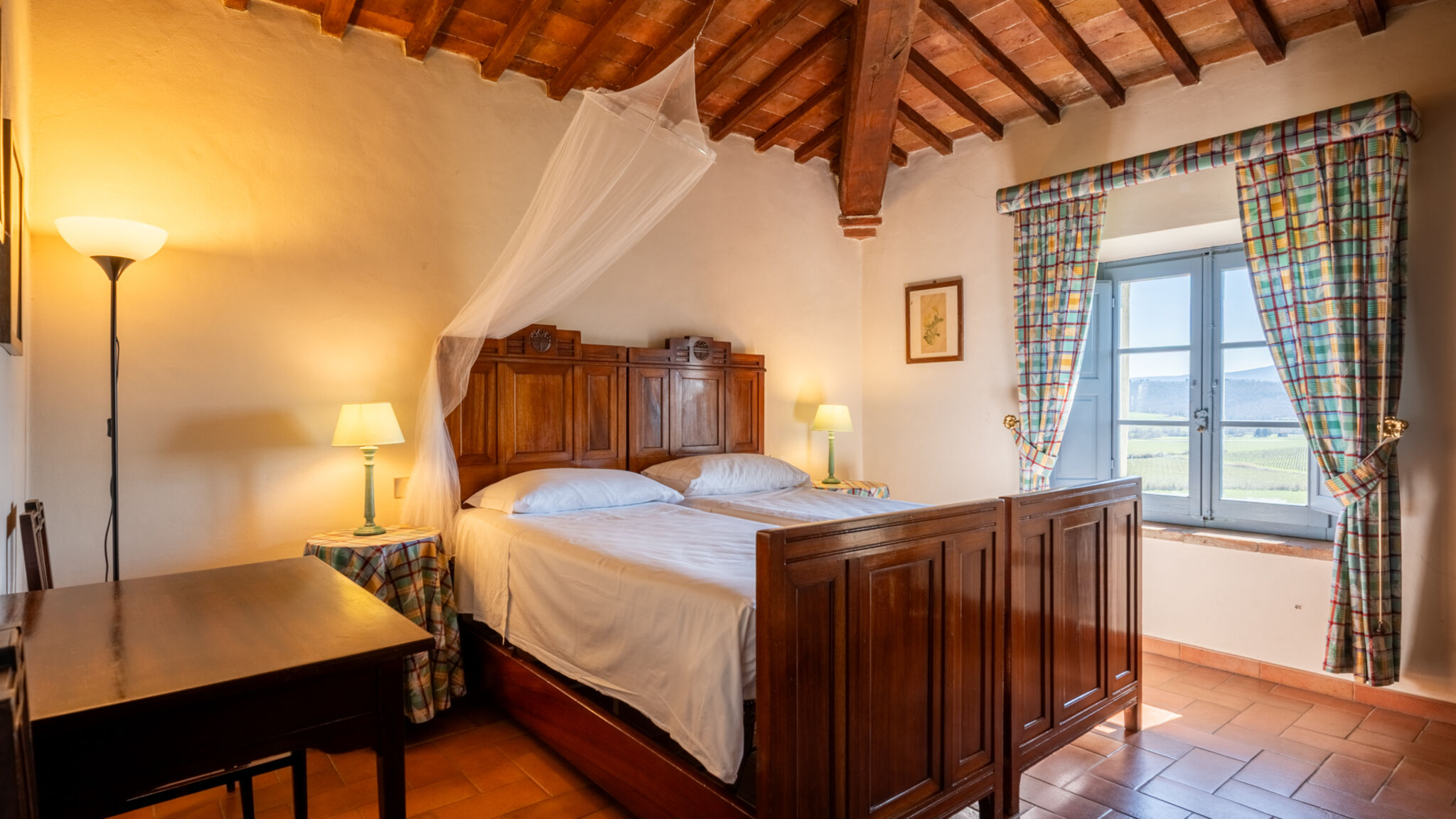 Italianway Castellina in Chianti Retreat in Chianti: Dioniso-Spa & Vineyard