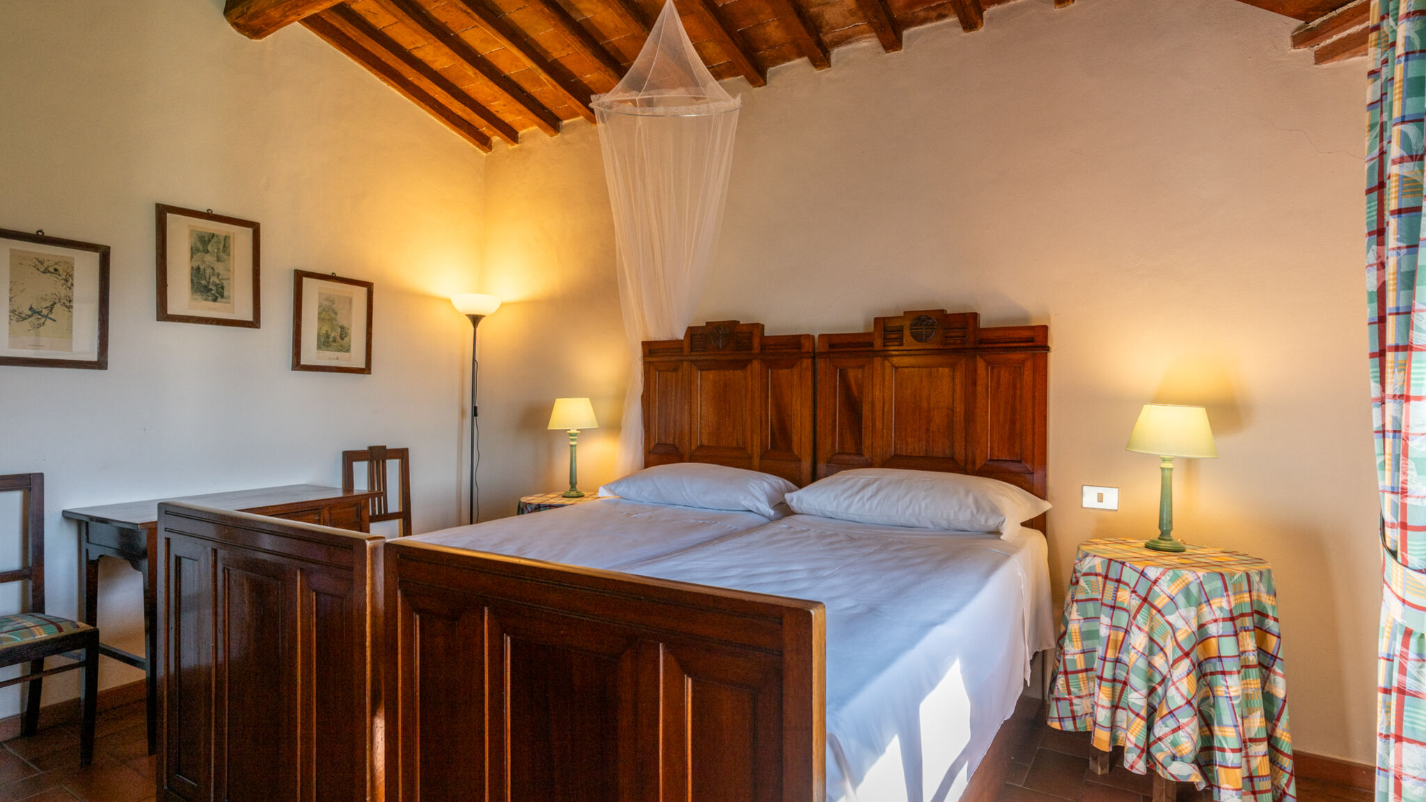 Italianway Castellina in Chianti Retreat in Chianti: Dioniso-Spa & Vineyard