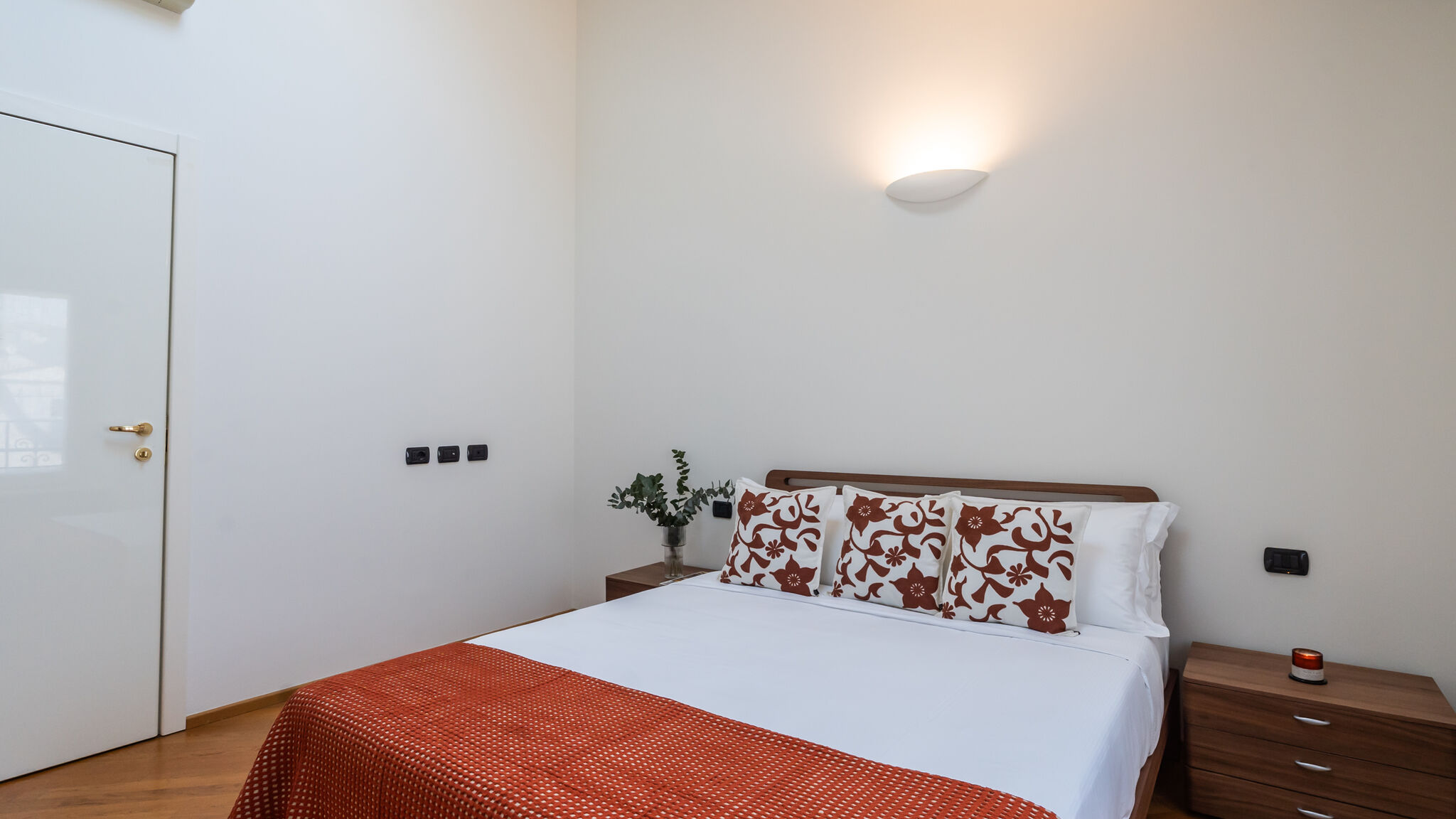 Italianway Como Luxury Penthouse by Rent All Como