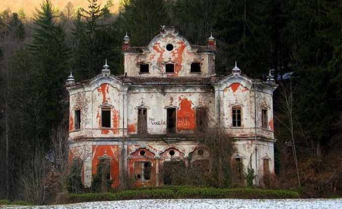 La Casa Rossa