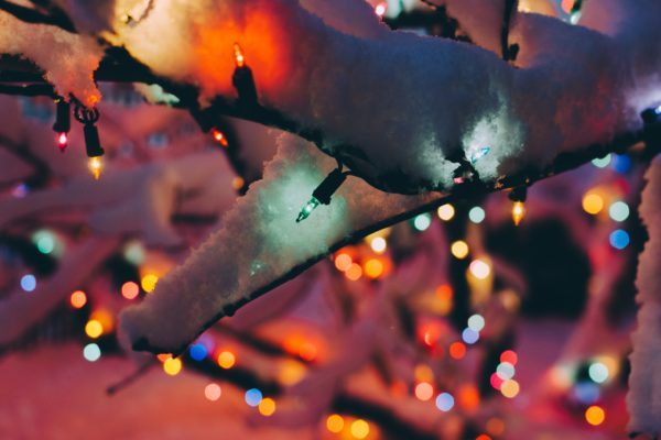 Decorar tu casa con luces de navidad para exteriores