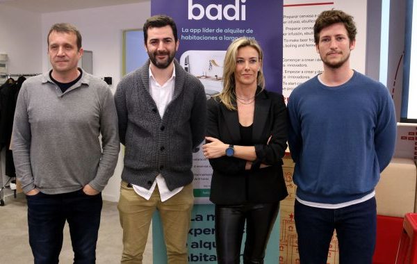 el-conseller-delegat-del-barcelona-tech-city-miquel-marti-el-ceo-de-housfy-albert-bosch-la-ceo-de-savills-aguirre-newman-barcelona-anna-gener-i-el-ceo-de-badi-carlos-pierre-acn