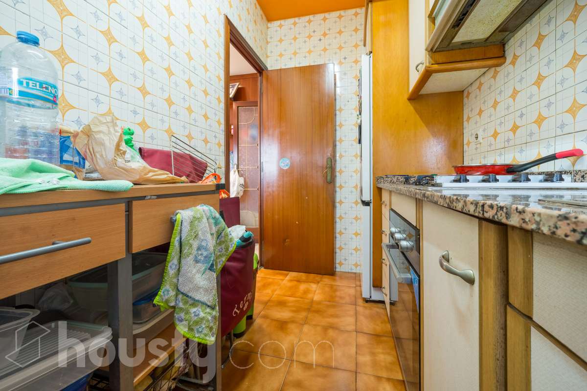 Housfy vende 🏡 luminoso piso ubicado en L'Hospitalet de Llobregat-13