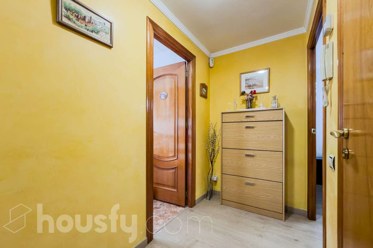 Piso de 4 habitación, con parket desde hace 2 años, y habitaciones pintadas hace 3 años, caldera nueva hace 18 meses-26