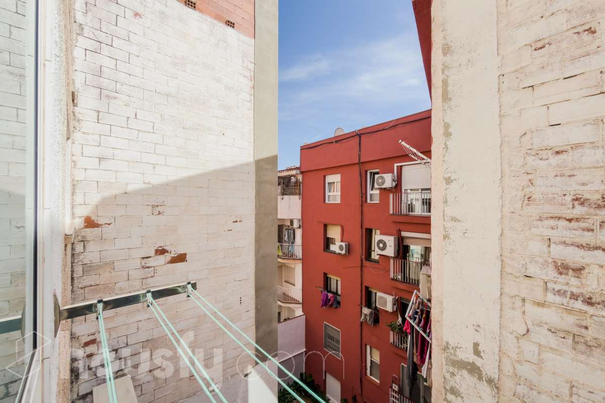 Piso de 4 habitación, con parket desde hace 2 años, y habitaciones pintadas hace 3 años, caldera nueva hace 18 meses-30