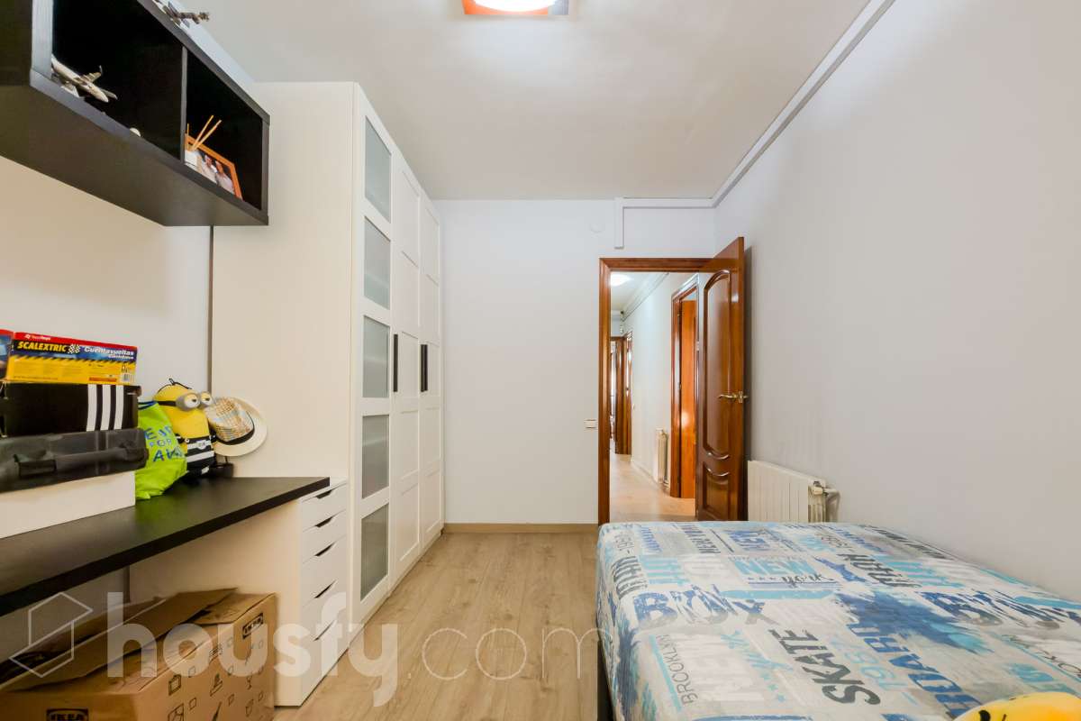 Piso de 4 habitación, con parket desde hace 2 años, y habitaciones pintadas hace 3 años, caldera nueva hace 18 meses-8