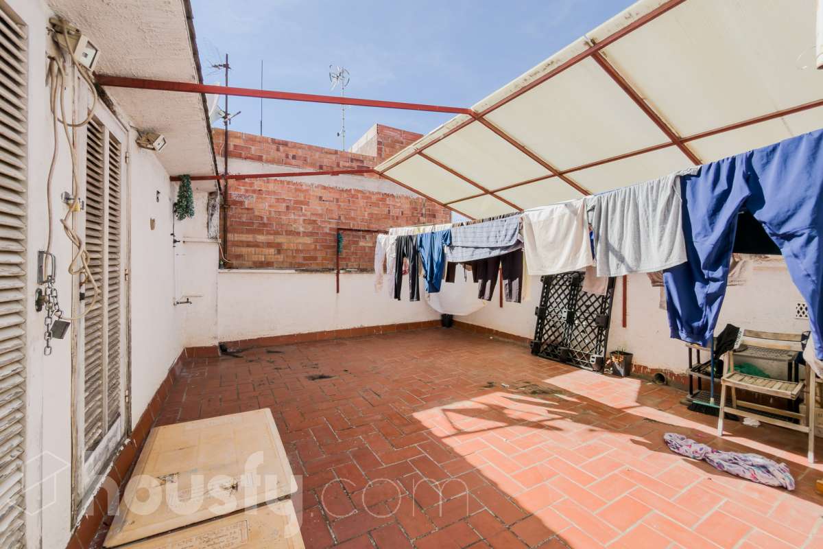 Piso de 4 habitación, con parket desde hace 2 años, y habitaciones pintadas hace 3 años, caldera nueva hace 18 meses-25
