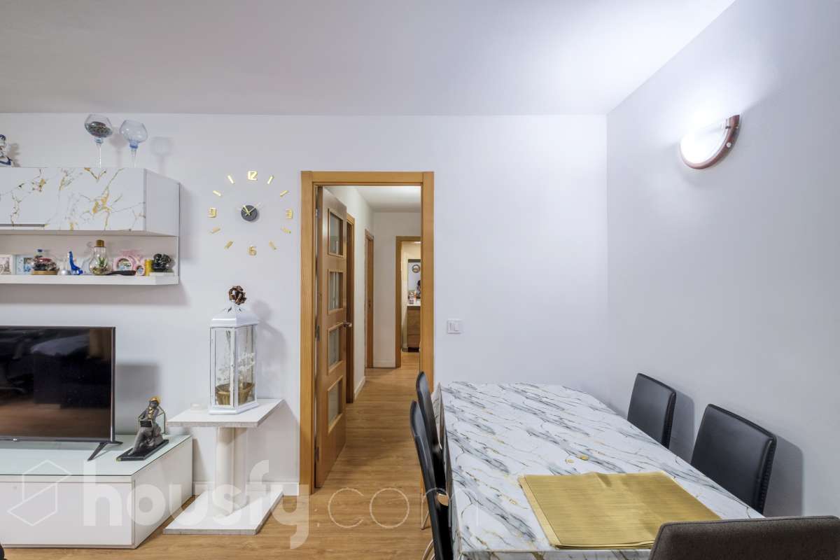 Piso familiar de 4 habitaciones con plaza de garaje en Can Palet (Terrassa)-12