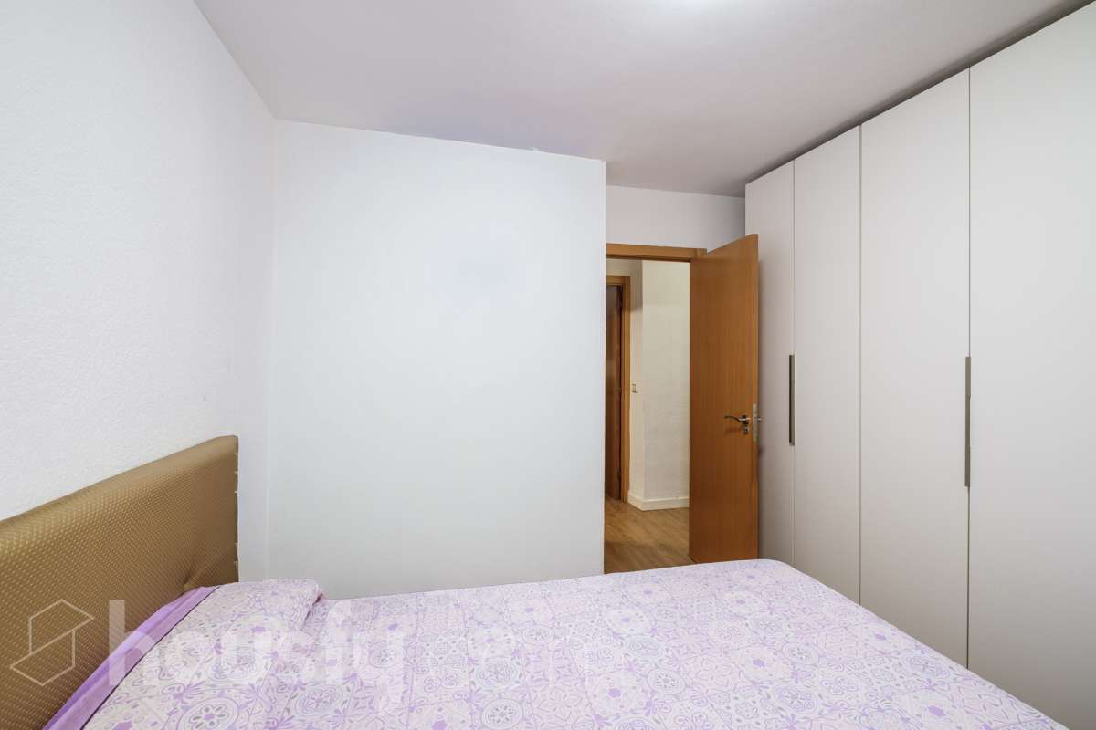 Piso familiar de 4 habitaciones con plaza de garaje en Can Palet (Terrassa)-16