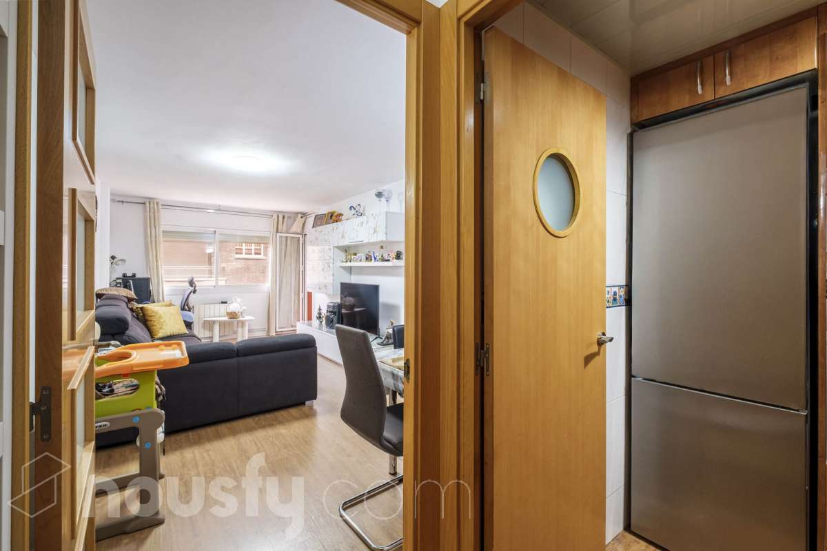 Piso familiar de 4 habitaciones con plaza de garaje en Can Palet (Terrassa)-24