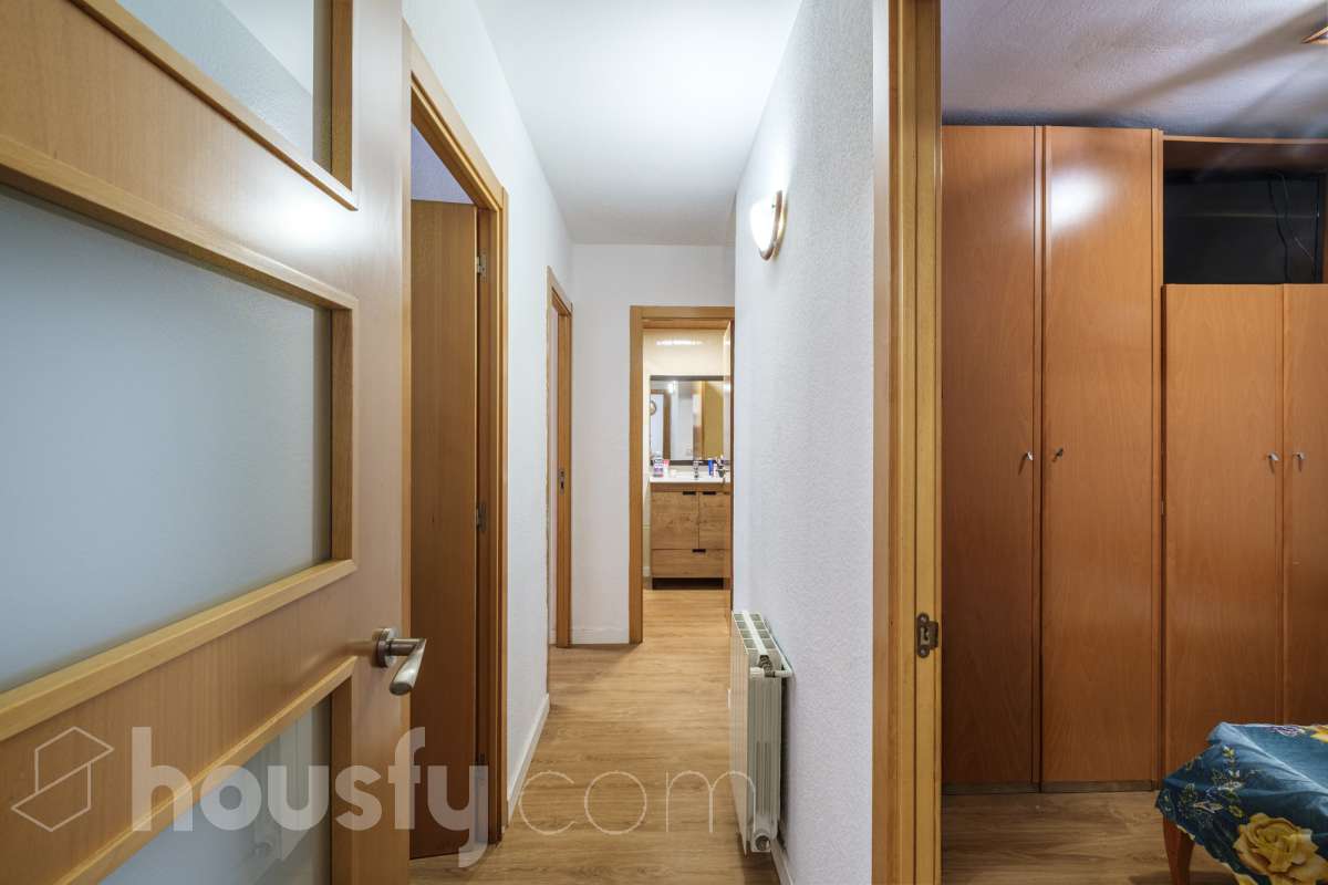 Piso familiar de 4 habitaciones con plaza de garaje en Can Palet (Terrassa)-21