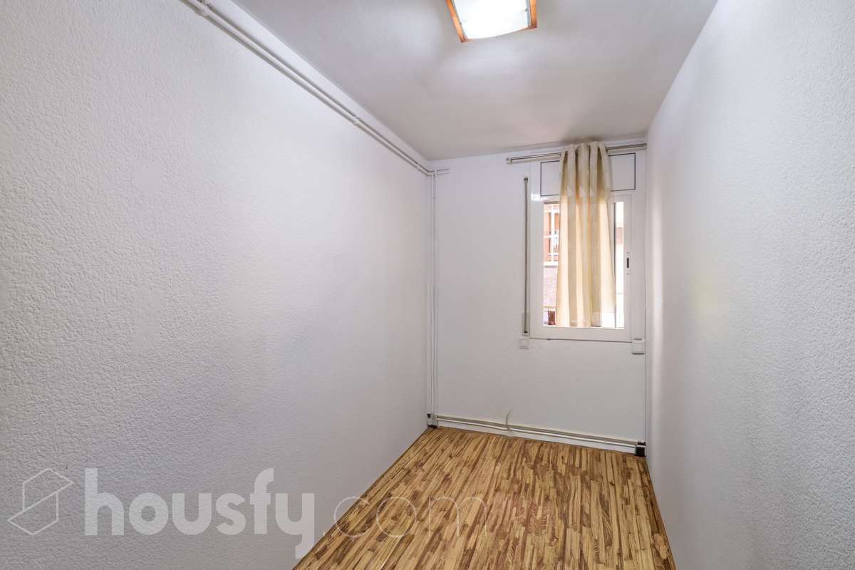 Piso familiar de 4 habitaciones con plaza de garaje en Can Palet (Terrassa)-23