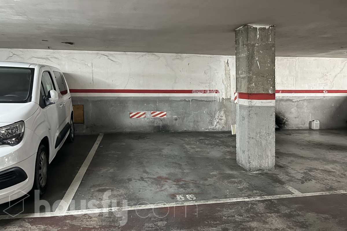Piso familiar de 4 habitaciones con plaza de garaje en Can Palet (Terrassa)-26