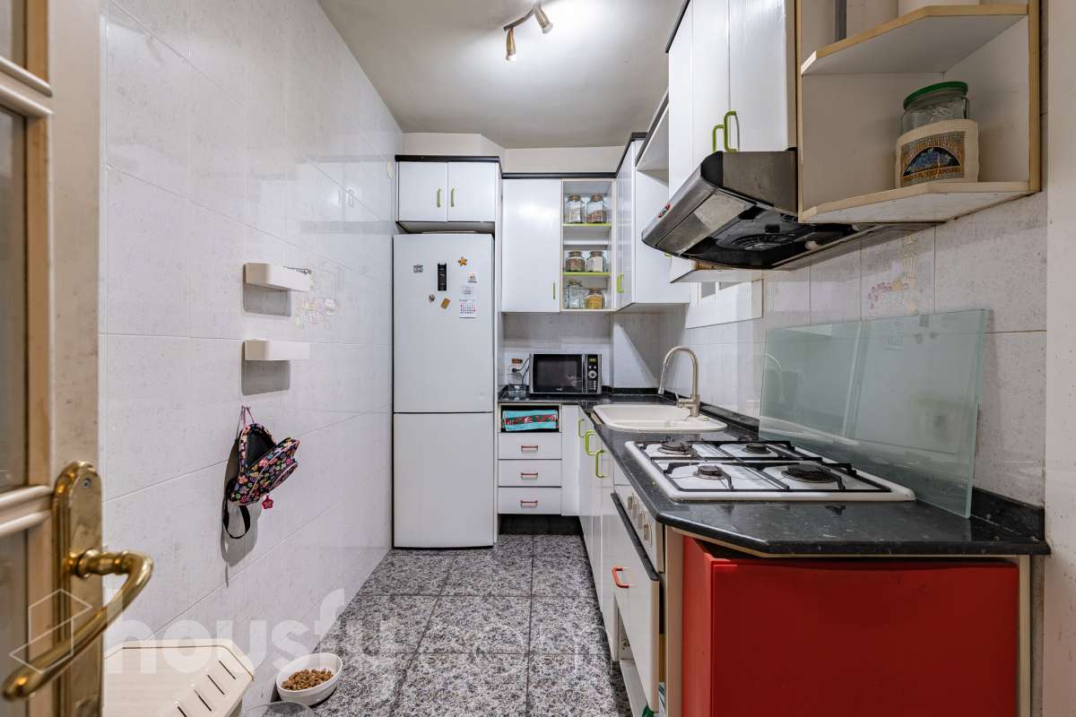 Piso luminoso con amplio comedor, 3 habitaciones, galeria y muchas posibilidades en Gracia!-11
