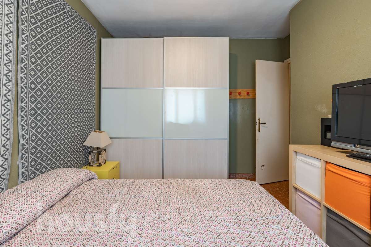 Piso luminoso con amplio comedor, 3 habitaciones, galeria y muchas posibilidades en Gracia!-20