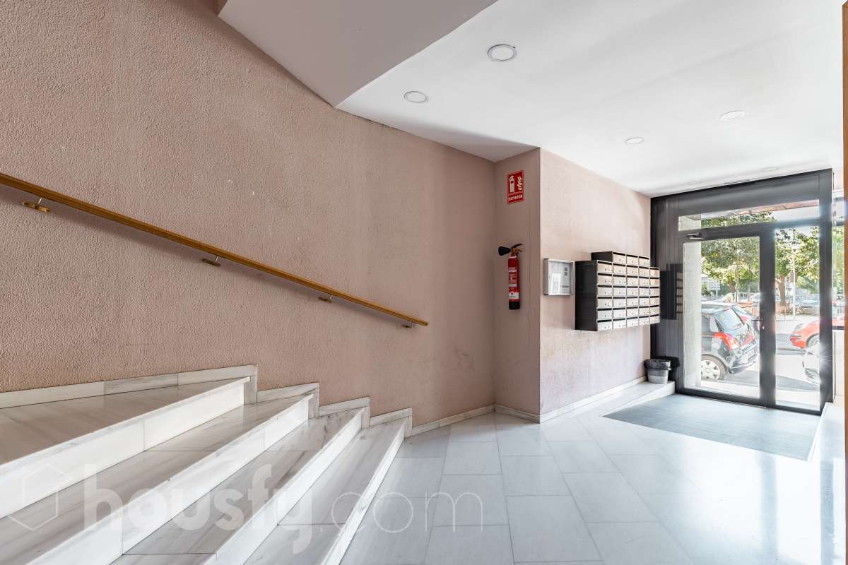Piso luminoso con amplio comedor, 3 habitaciones, galeria y muchas posibilidades en Gracia!-41